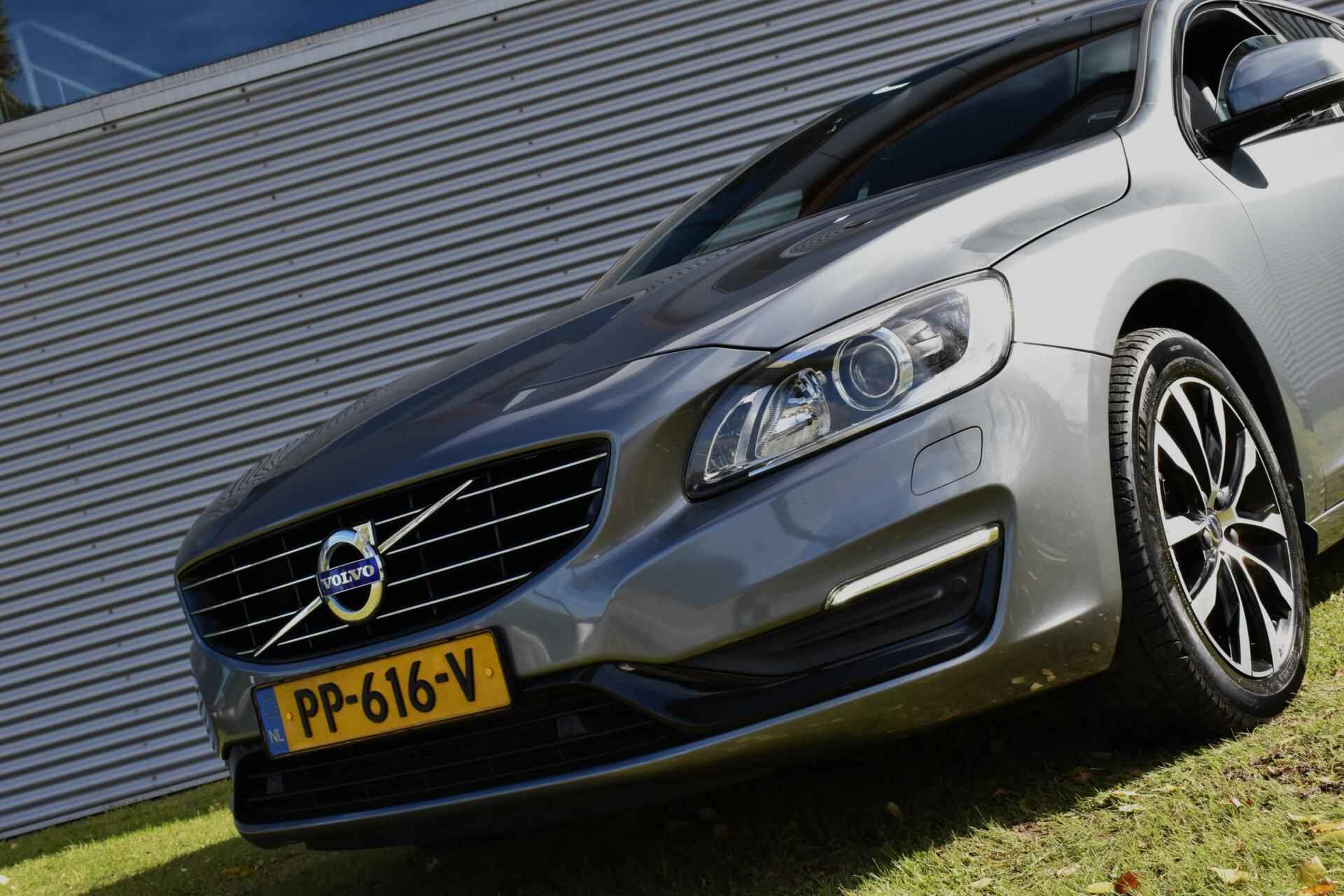 Volvo V60 2.0 Turbo T3 Polar+ NAVI/LEDER/STOELVW/XENON/NAVI/ETC.! - 4/31