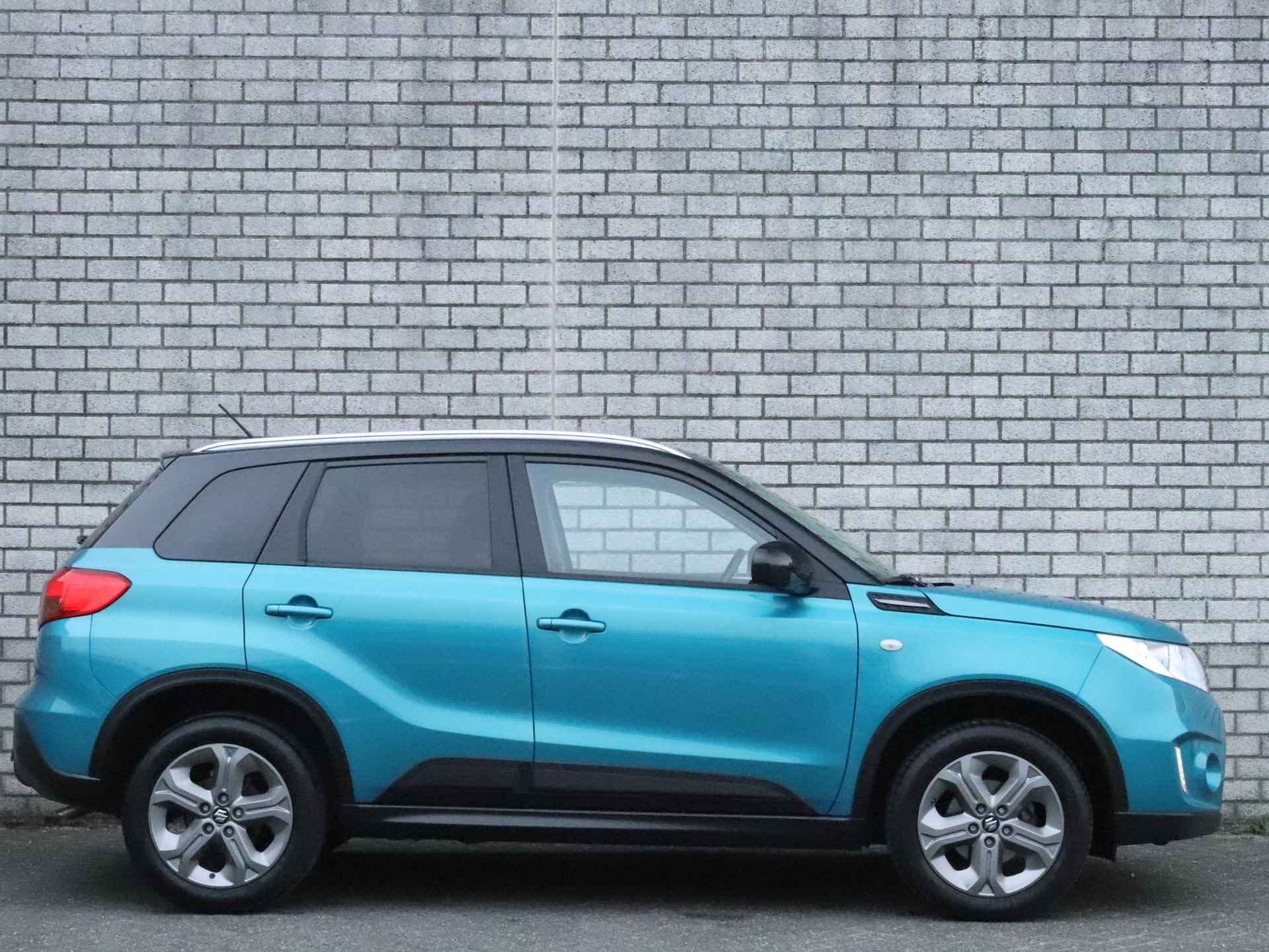 Suzuki Vitara 1.6 Exclusive | Navigatie | Trekhaak Afneembaar - 18/36