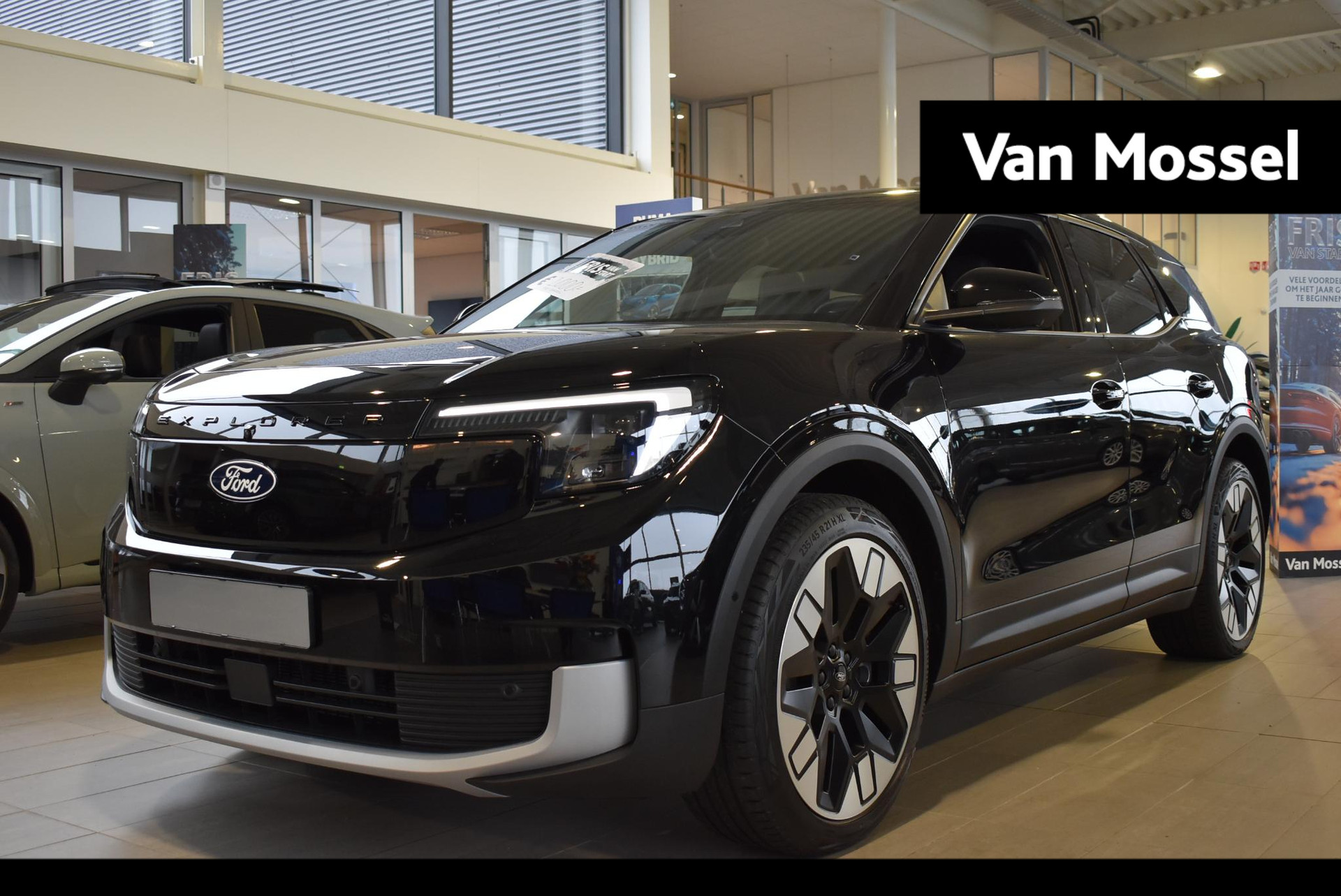 Ford Explorer Premium Extended Range RWD 77 kWh | Direct Leverbaar | €1000,- Ford Voordeel