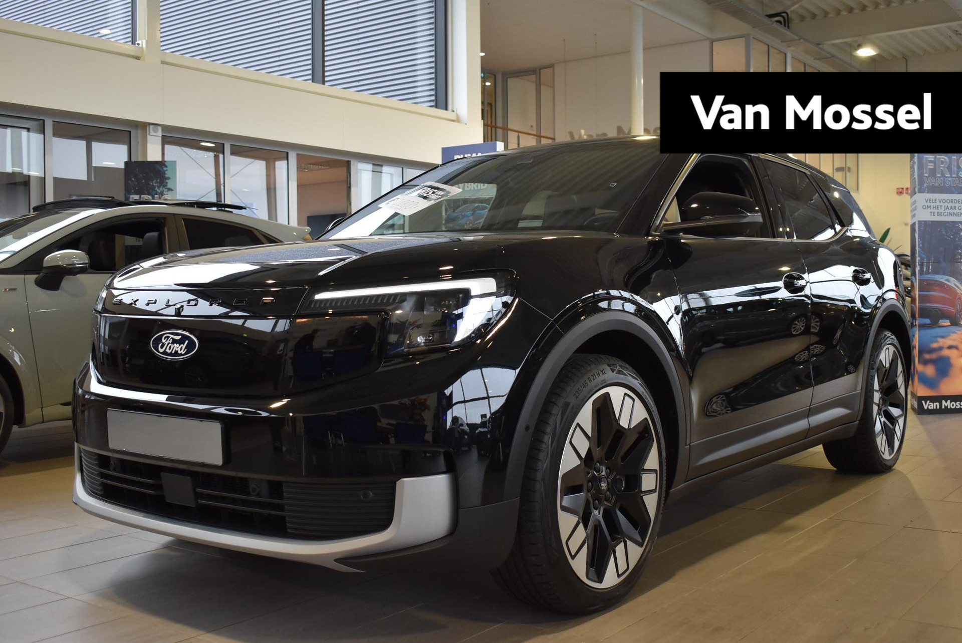 Ford Explorer Premium Extended Range RWD 77 kWh | Direct Leverbaar | €2000,- Ford Voordeel