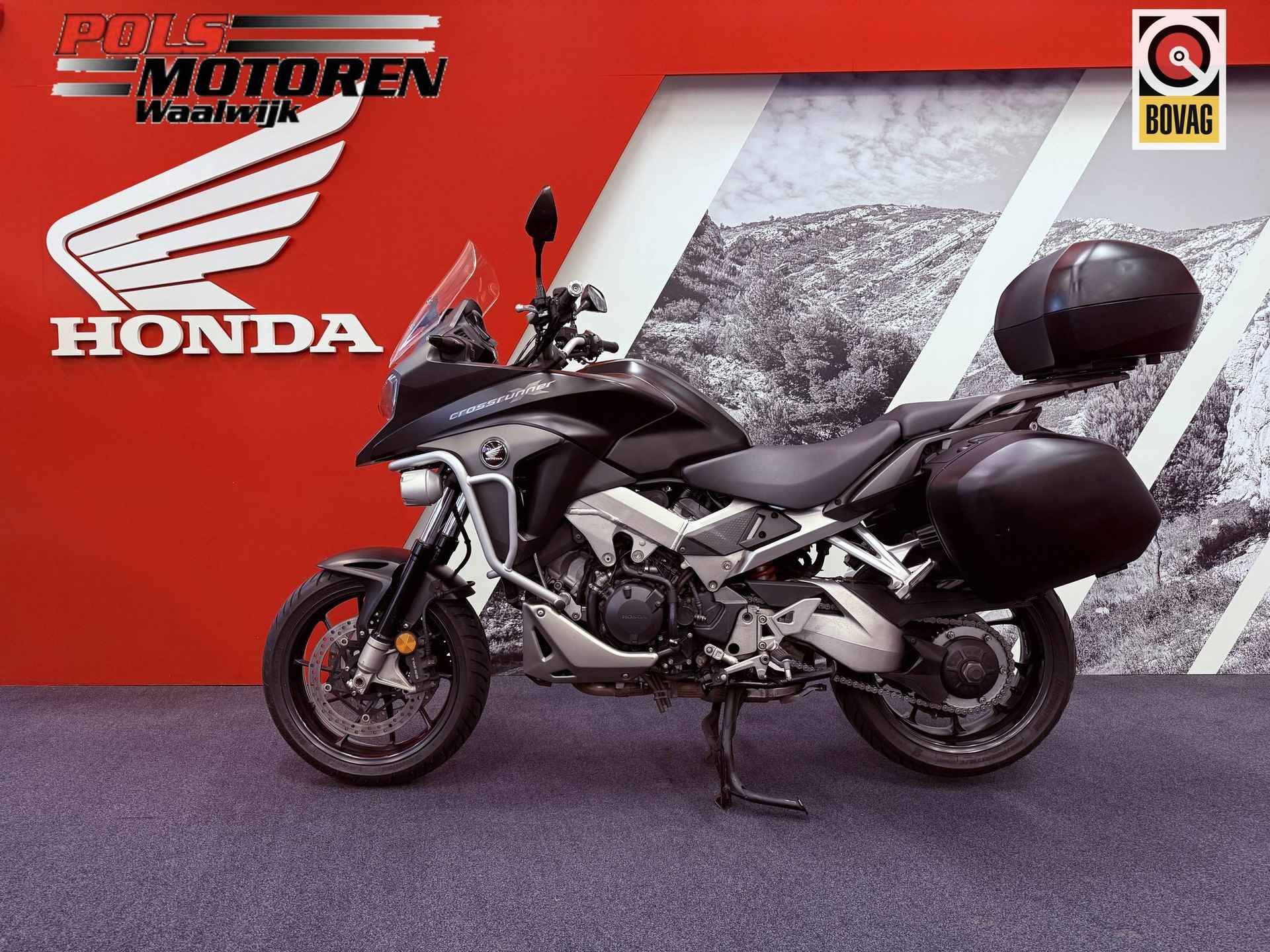 Honda VFR 800 XF Crossrunner C-ABS TC - 2/19