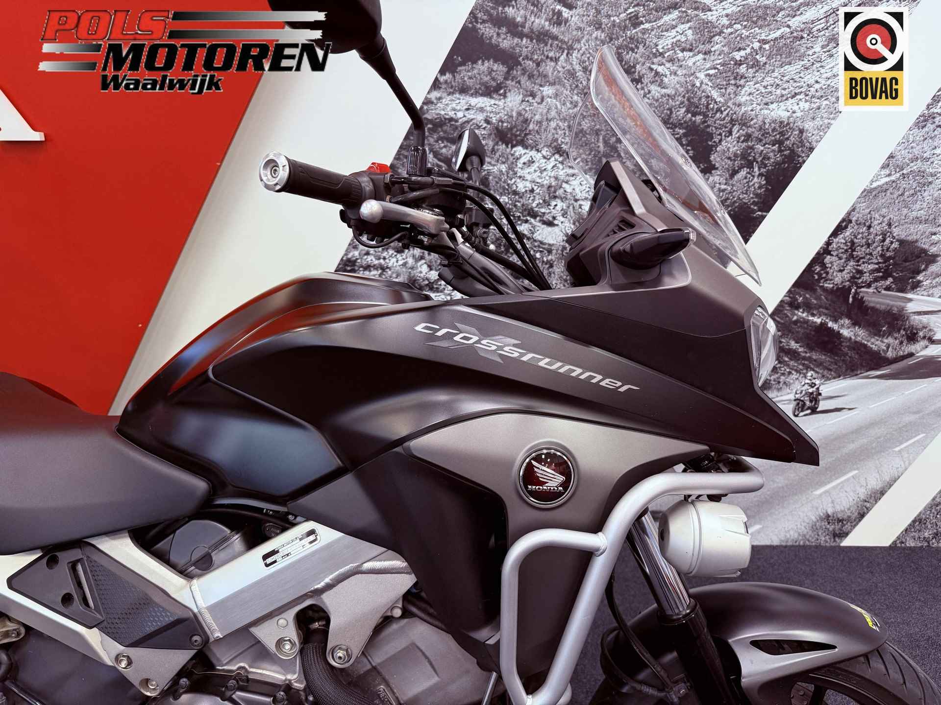 Honda VFR 800 XF Crossrunner C-ABS TC - 6/19