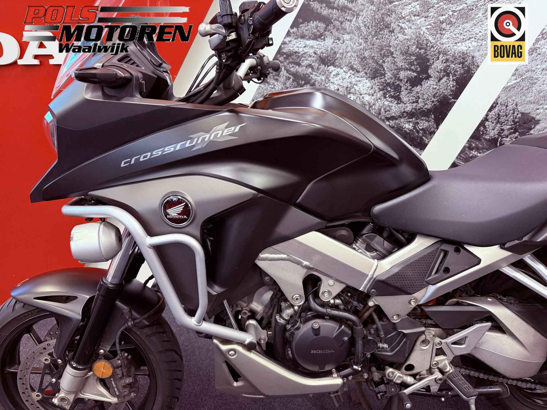 Honda VFR 800 XF Crossrunner C-ABS TC - 16/19