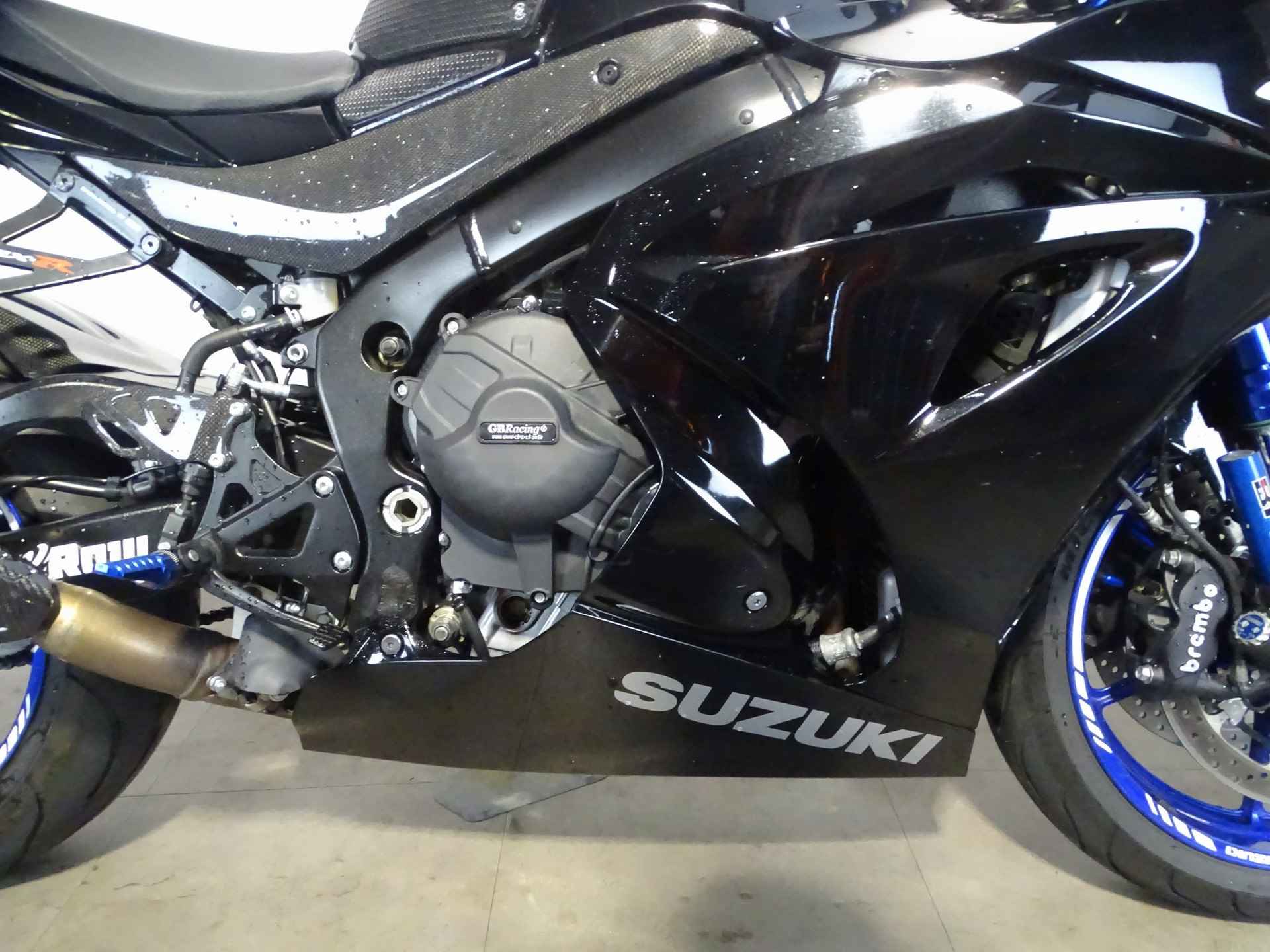 Suzuki GSX-R 1000 - 4/9