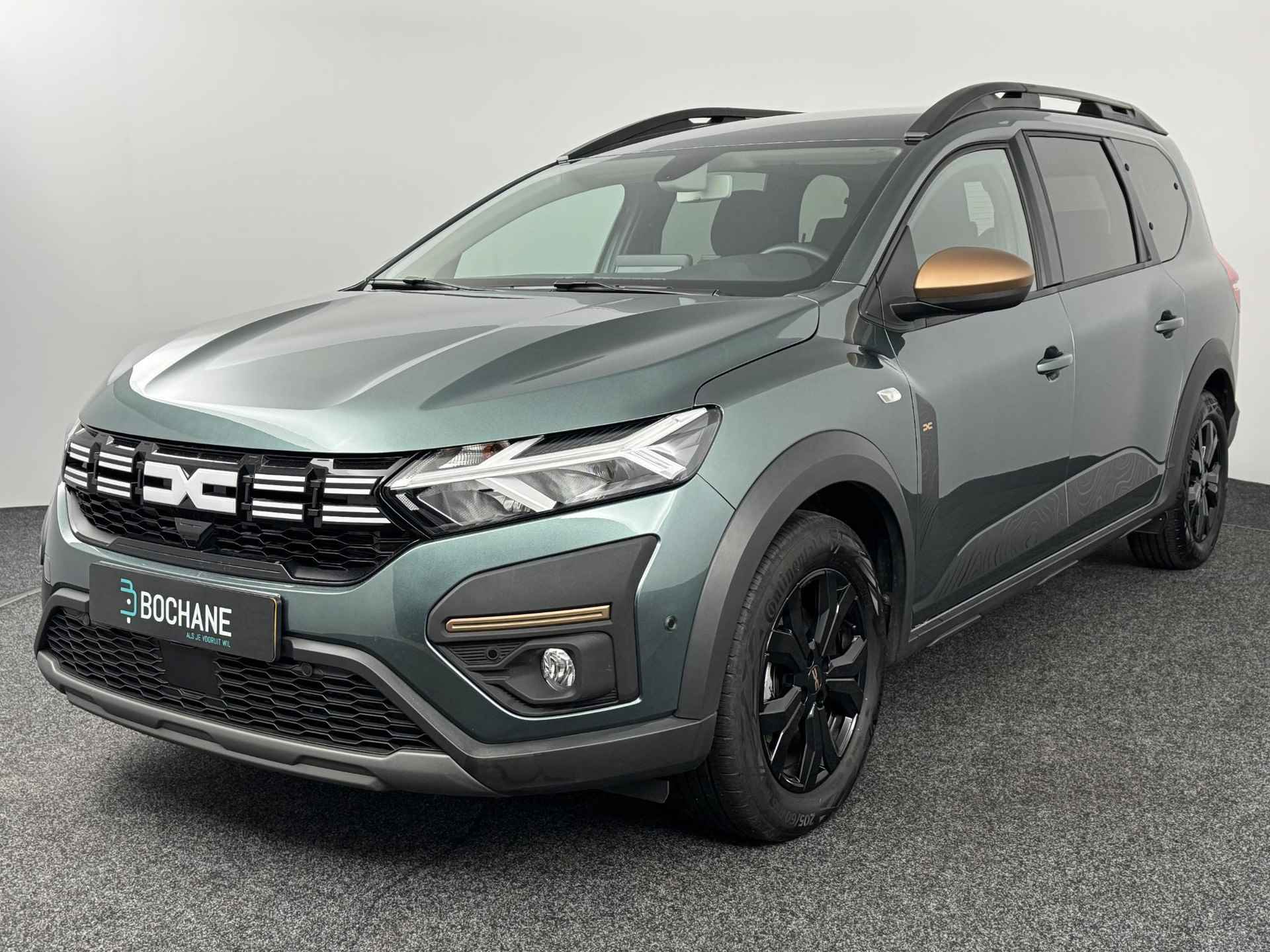 Dacia Jogger 1.6 Hybrid 140 Extreme 7p. | 7-persoons | Navigatie | Dodehoekdetectie | Parkeersensoren voor, achter en achteruitrijcamera | Apple Carplay/Android Auto - 3/44