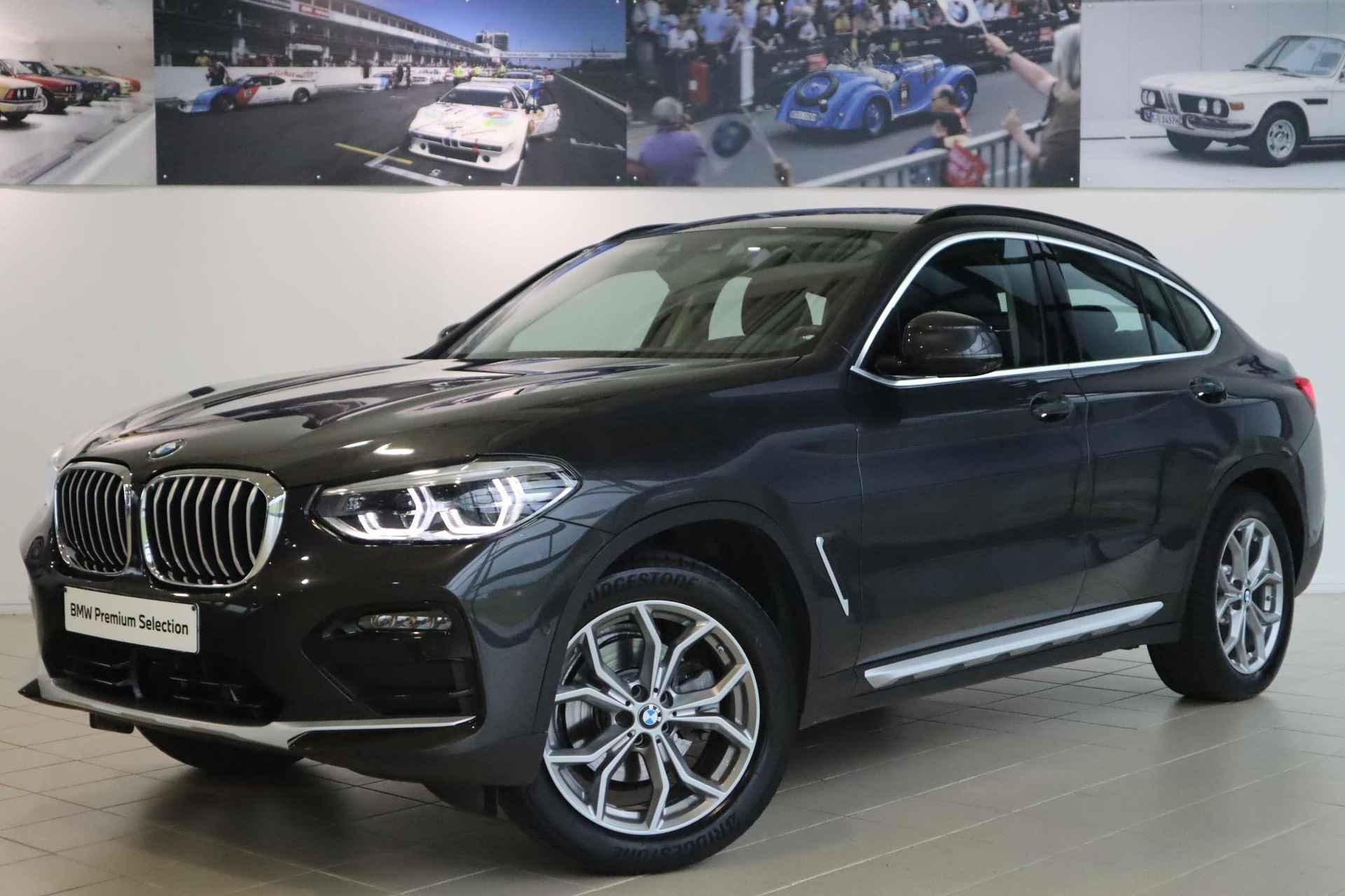 BMW X4 xDrive20i X-Line | Driving Assistant | Parking Assistant Plus | Trekhaak Elektrisch - 35/35