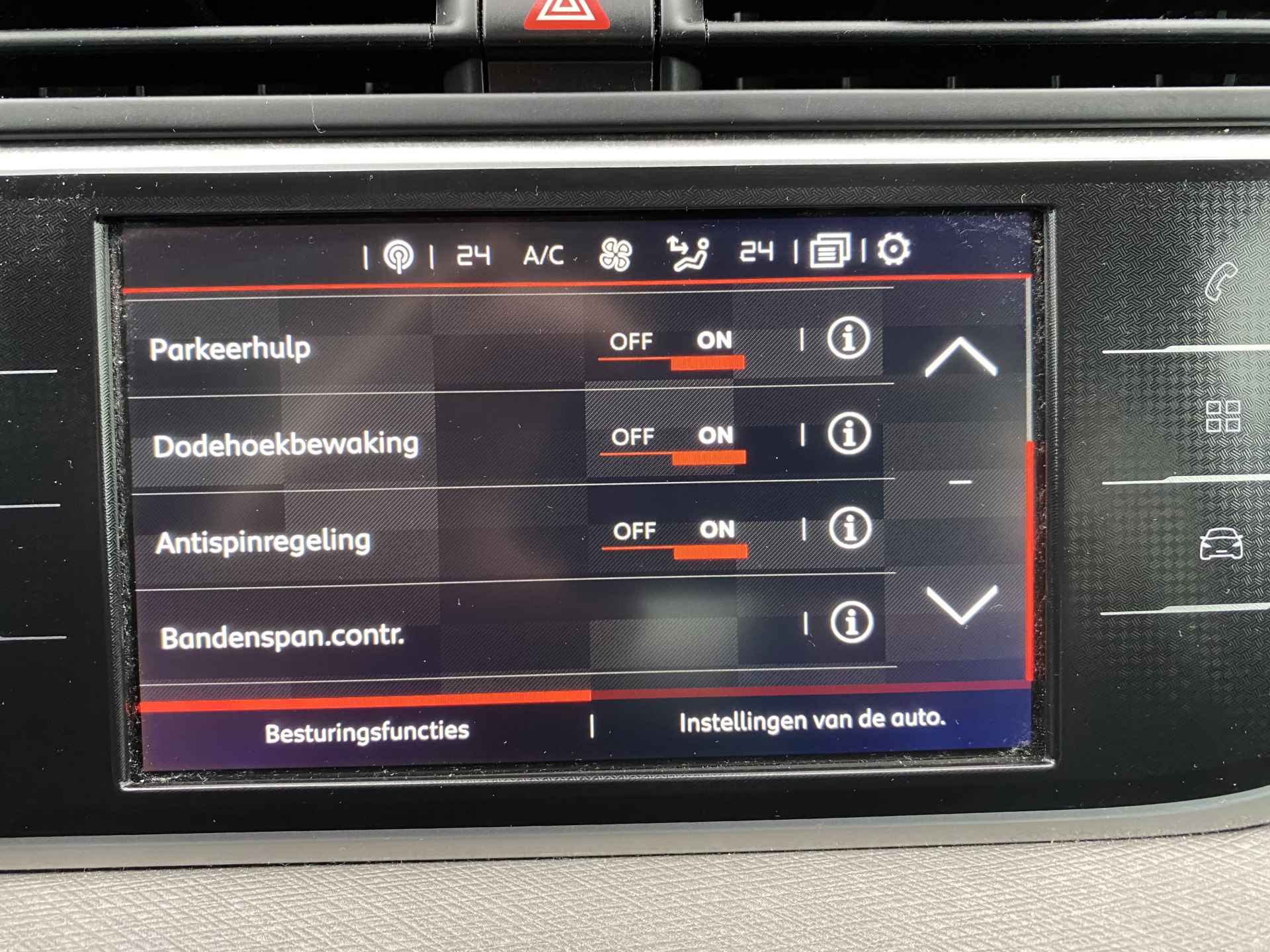 Citroën C4 Picasso 1.2 PureTech Shine Trekhaak, App-Connect & Elektrische Kofferklep meeneemprijs - 28/38