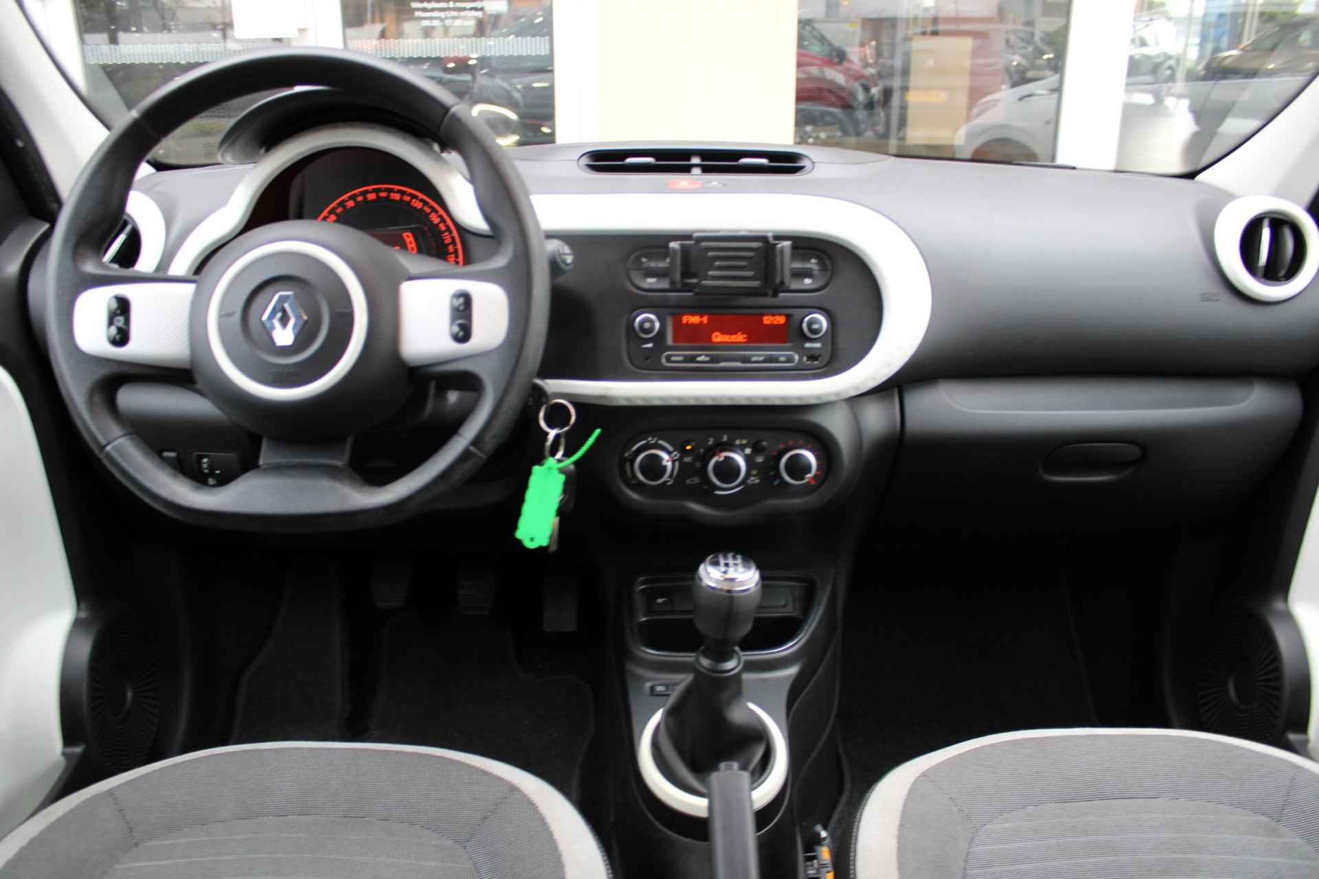 Renault Twingo 1.0 SCe Collection Cruise control | Airconditioning - 22/29