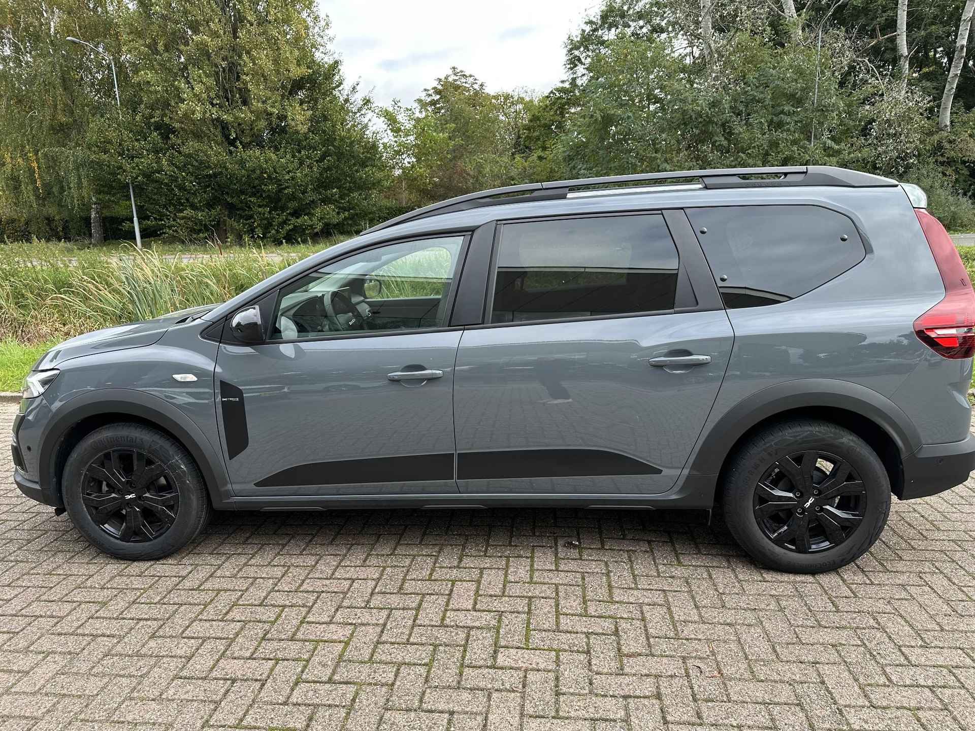 Dacia Jogger 1.0 TCe 110 Extreme 7p. | 1e eigenaar + dealer onderhouden! | Navi | Clima | Cruise | PDC V+A + Camera | Apple Carplay/Android Auto - 8/21