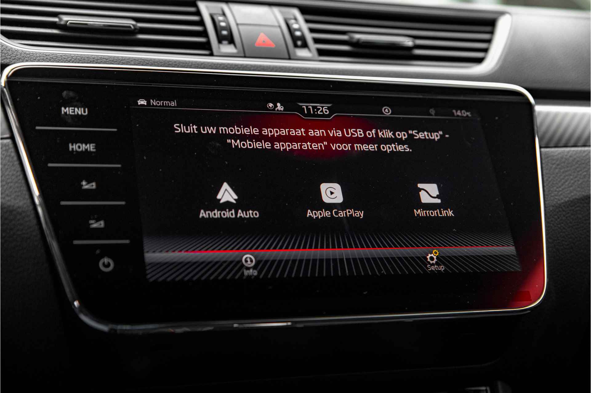 Škoda Superb Combi 1.4 TSI iV Sportline Business | Trekhaak | Camera | Carplay | Stoelverwarming - 30/35