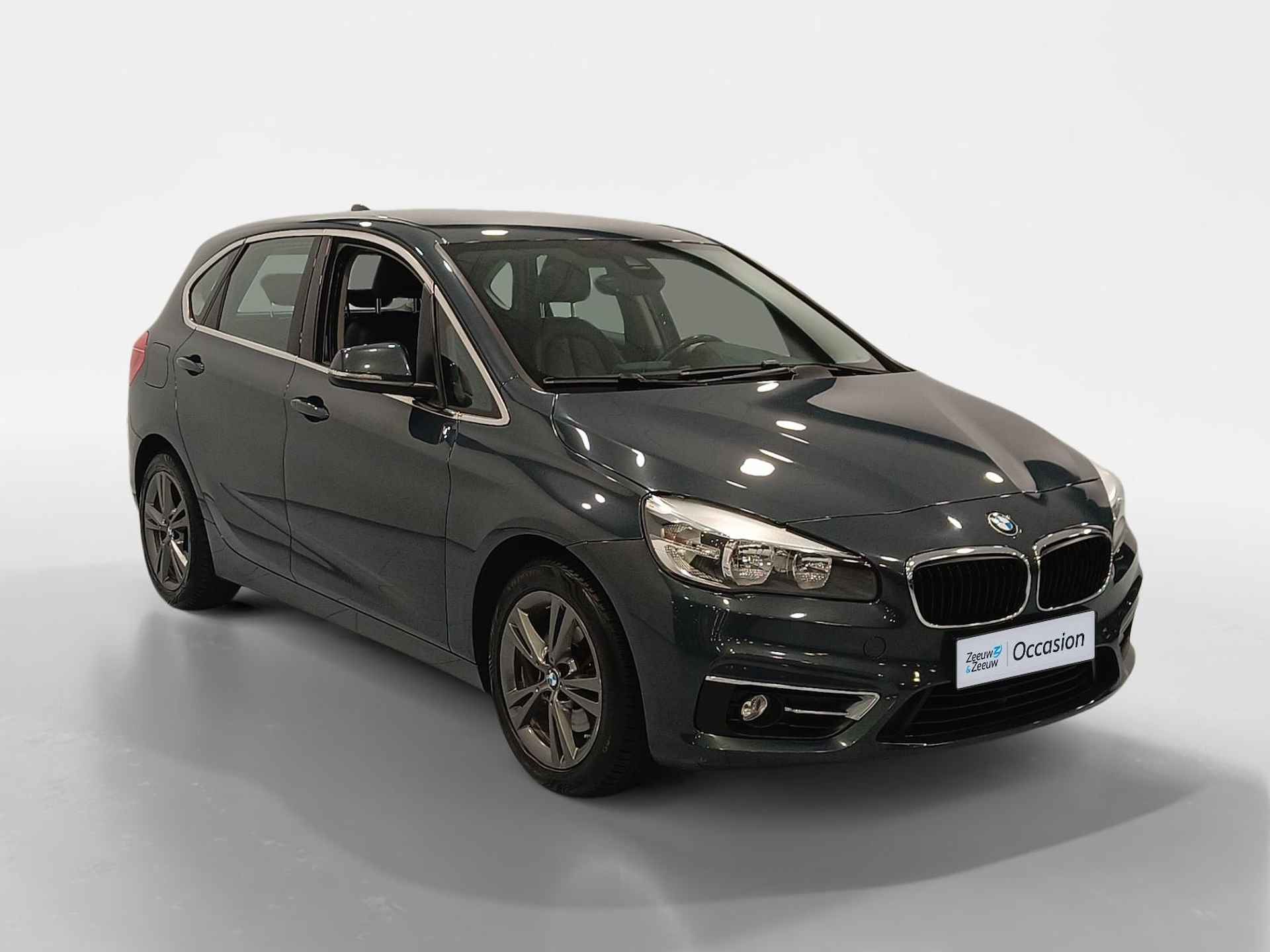 BMW 2-serie Active Tourer 218i High Executive *Navigatie*Lederen Bekleding*Climate*Parkeersensoren*LM.Velgen*Trekhaak*VOL OPTIES! - 4/39