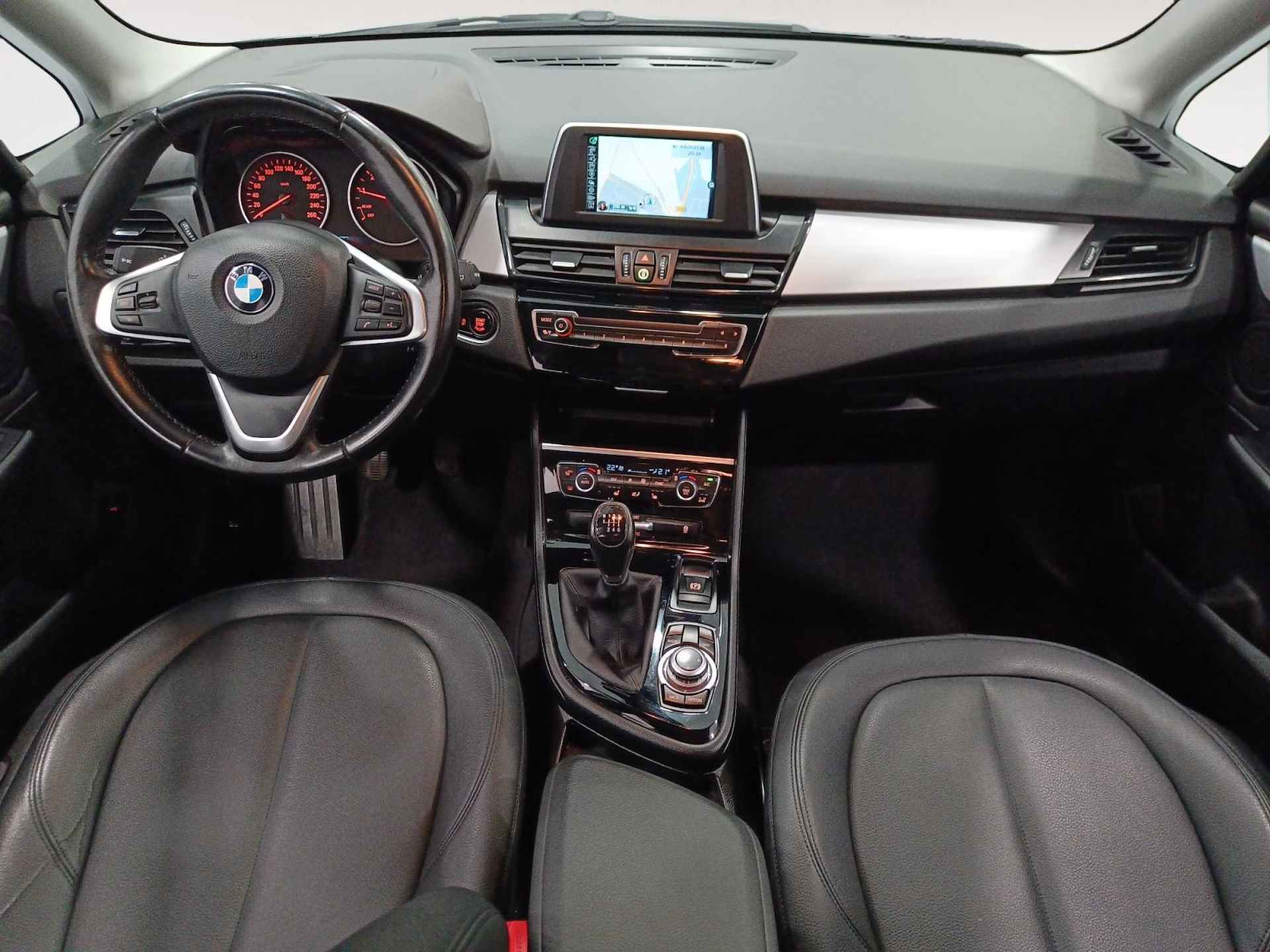 BMW 2-serie Active Tourer 218i High Executive *Navigatie*Lederen Bekleding*Climate*Parkeersensoren*LM.Velgen*Trekhaak*VOL OPTIES! - 13/39