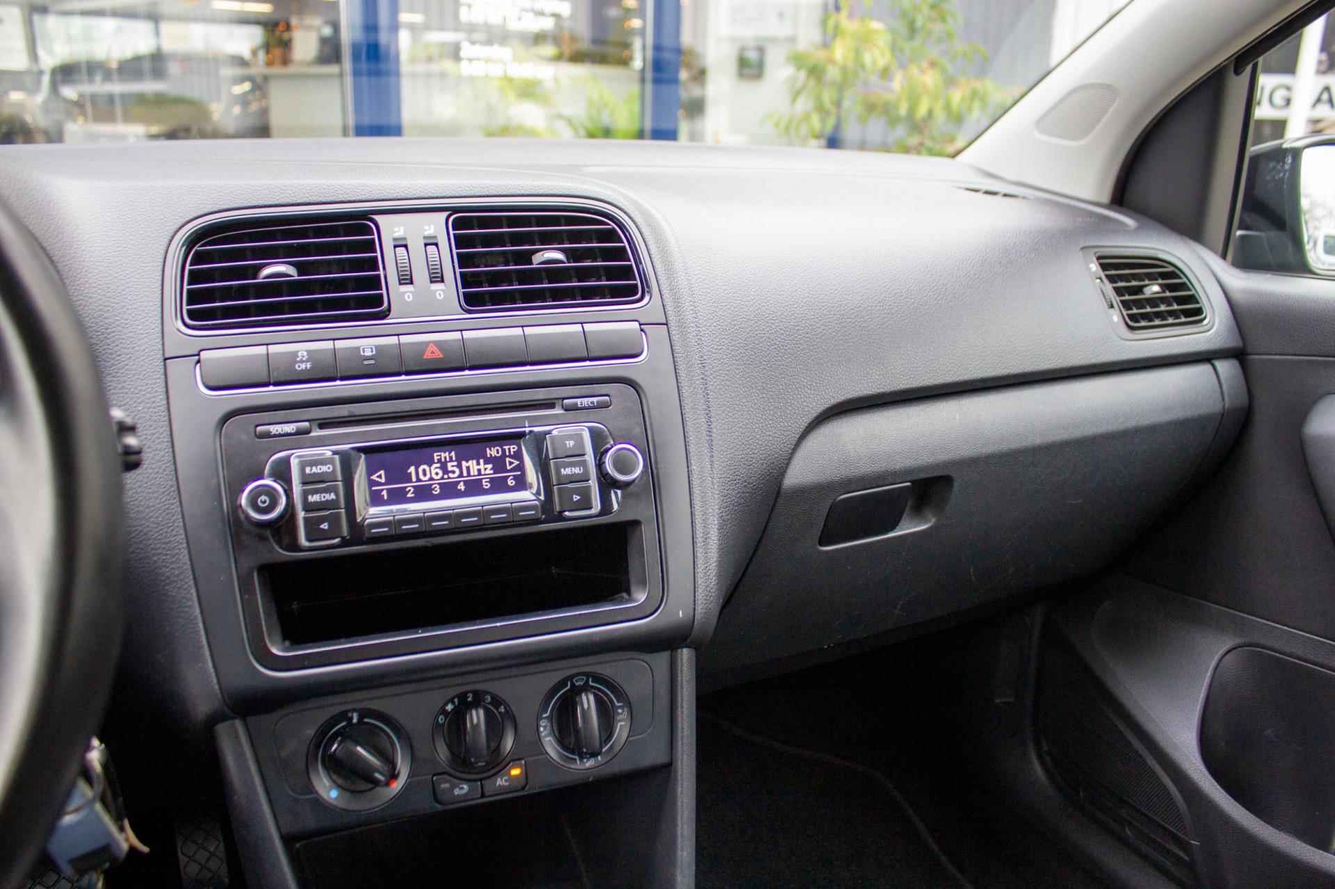 Volkswagen Polo 1.2 TSI DSG Automaat | Prijs rijklaar incl. 12 mnd garantie | Airco 17"Lmv Mistlampen voor - 31/45