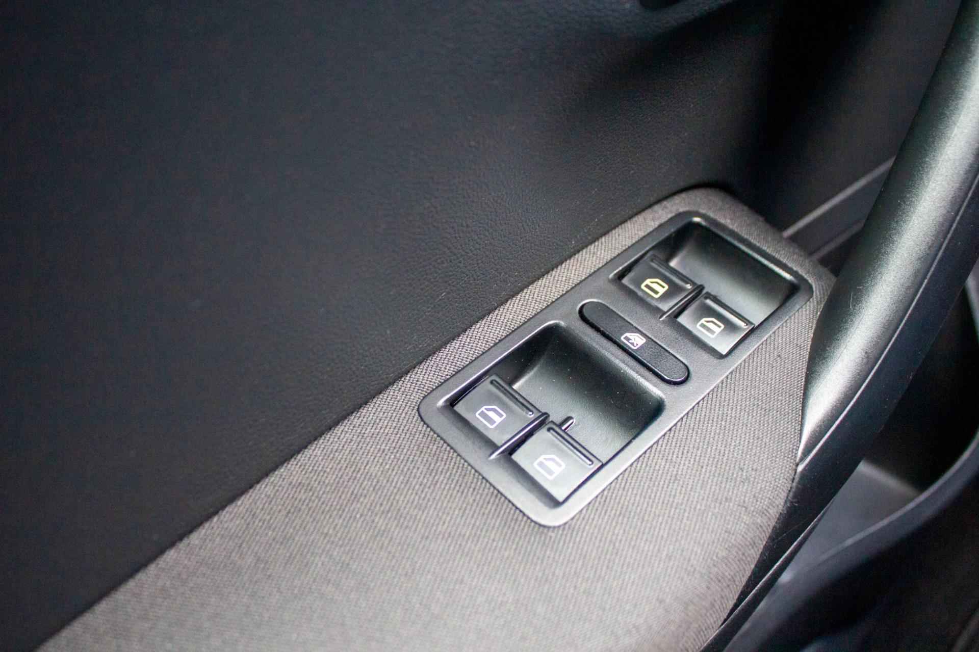 Volkswagen Polo 1.2 TSI DSG Automaat | Prijs rijklaar incl. 12 mnd garantie | Airco 17"Lmv Mistlampen voor - 34/45