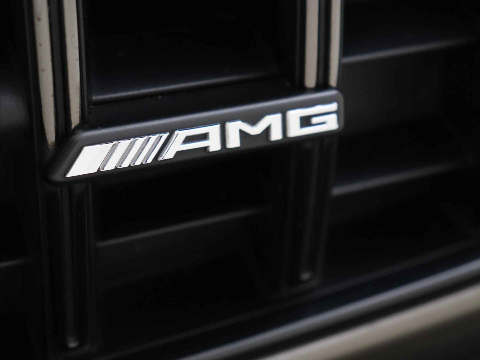 Mercedes-Benz SL 43 AMG Roadster /AMG Monza grey magno /21 Inch / V8 Styling / Nappaleder - 11/46