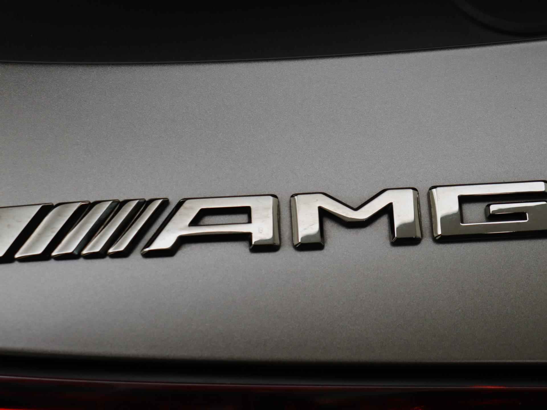 Mercedes-Benz SL 43 AMG Roadster /AMG Monza grey magno /21 Inch / V8 Styling / Nappaleder - 41/46
