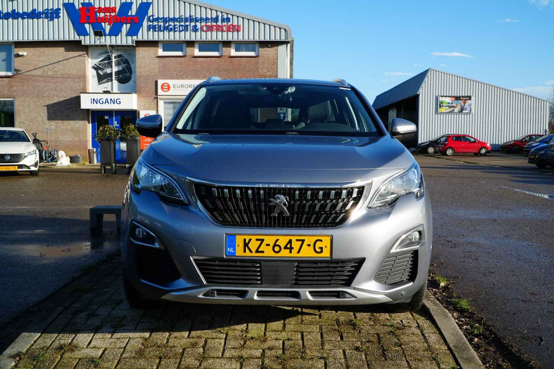 PEUGEOT 3008 PREMIERE 1.2-130PK - TREKHAAK - NAVIGATIE - MIRRORLINK - 5/30