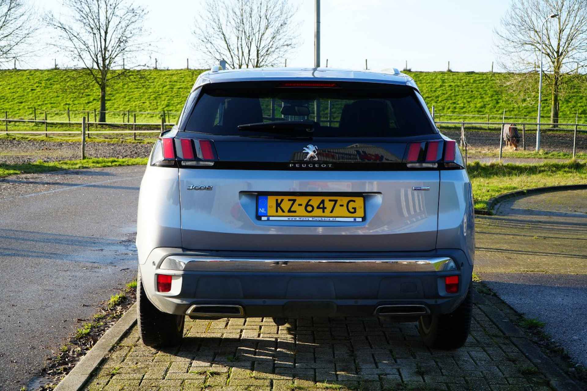 PEUGEOT 3008 PREMIERE 1.2-130PK - TREKHAAK - NAVIGATIE - MIRRORLINK - 29/30