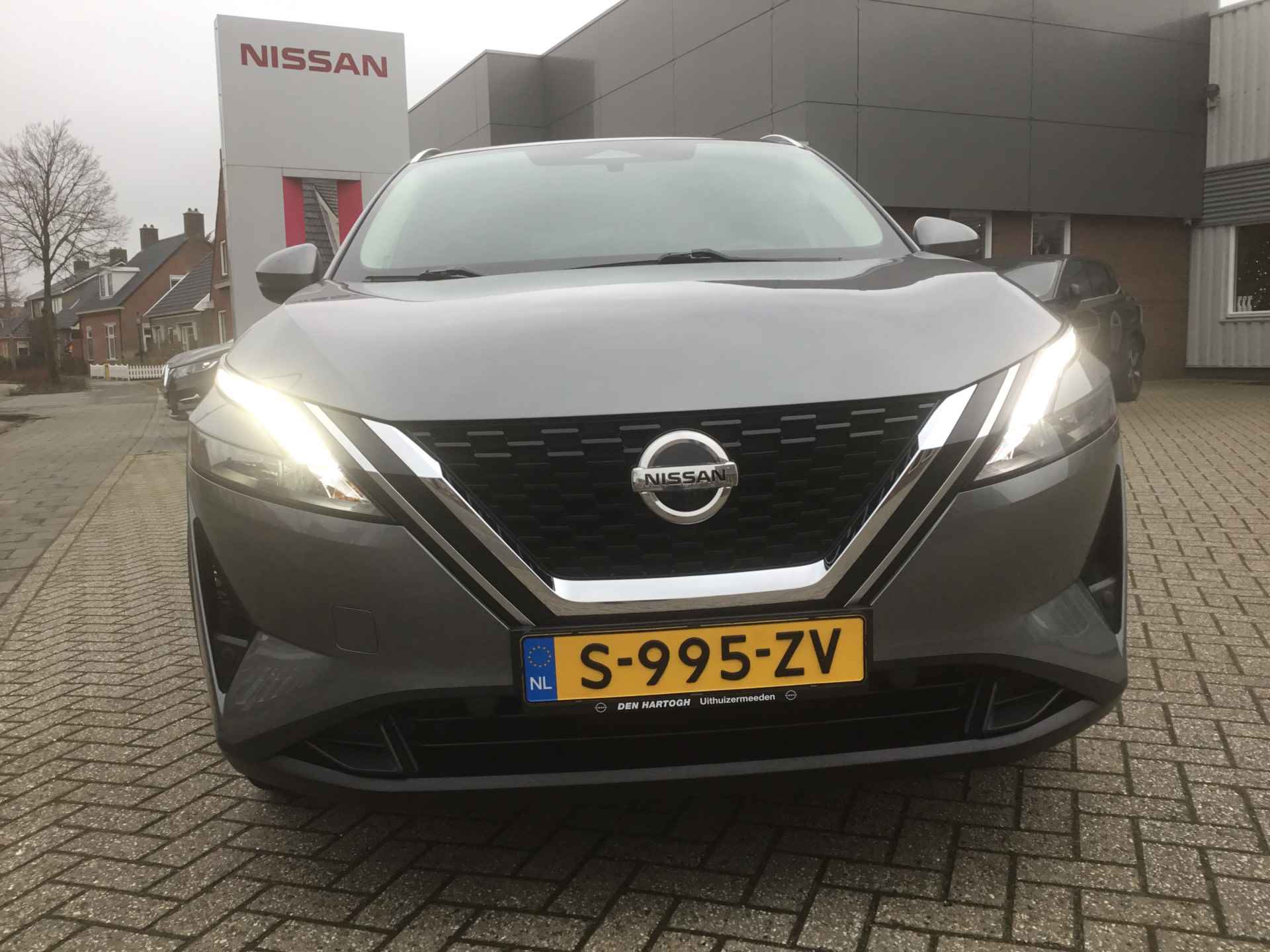 Nissan QASHQAI 1.3 MHEV 158 Xtronic Acenta + Design Pack - 27/35