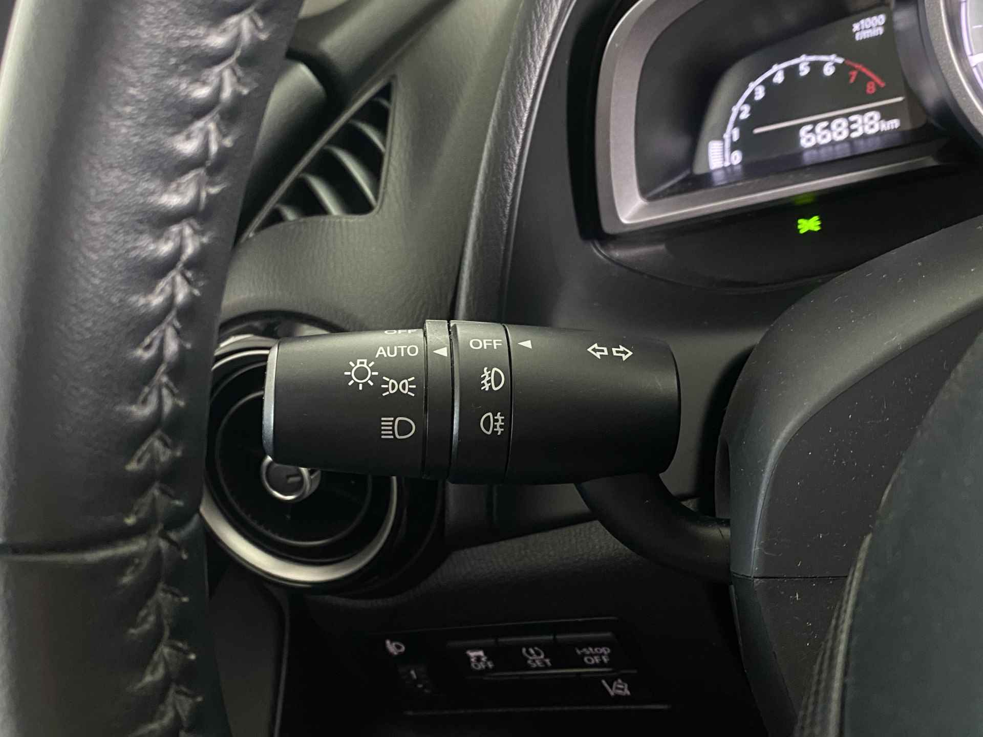 Mazda 2 1.5 Skyactiv-G GT-M Line | Navi | Climate Control | Cruise Control | Camera | voorstoelen verwarmd | - 35/45