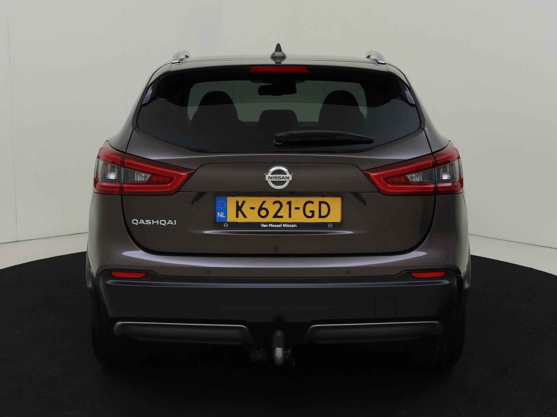 Nissan Qashqai 1.3 DIG-T Tekna | Automaat | Panoramadak | Rondom camera's | Trekhaak - 8/30