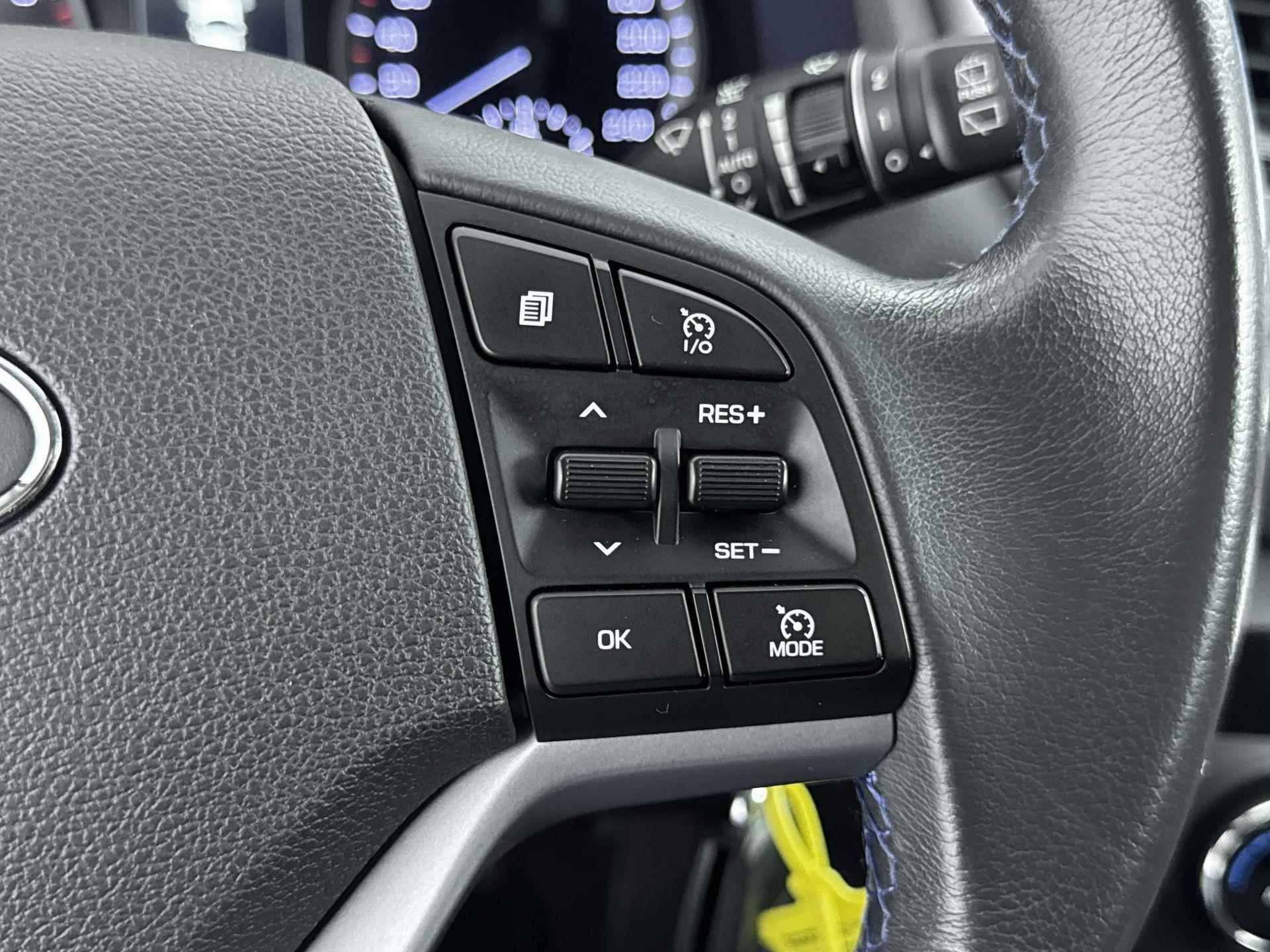 Hyundai Tucson 1.6 132 pk Comfort | Navigatie | Camera | Trekhaak | Stoelverwarming - 30/35