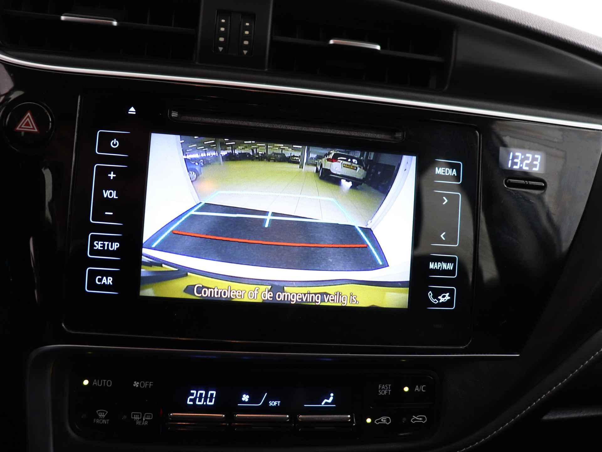 Toyota Auris Touring Sports 1.8 Hybrid Dynamic Limited | Bluetooth | Camera | Climate control | verkocht ovb MB - 8/38