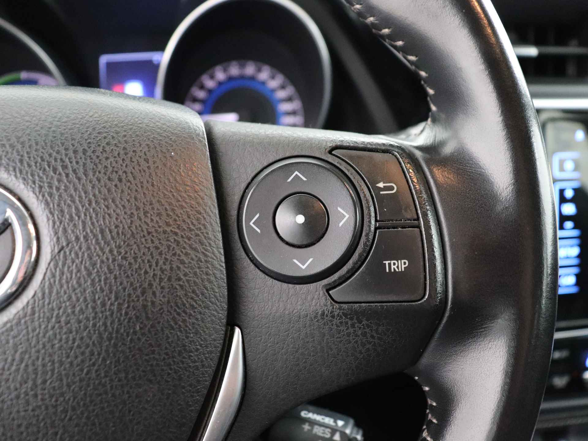 Toyota Auris Touring Sports 1.8 Hybrid Dynamic Limited | Bluetooth | Camera | Climate control | verkocht ovb MB - 18/38