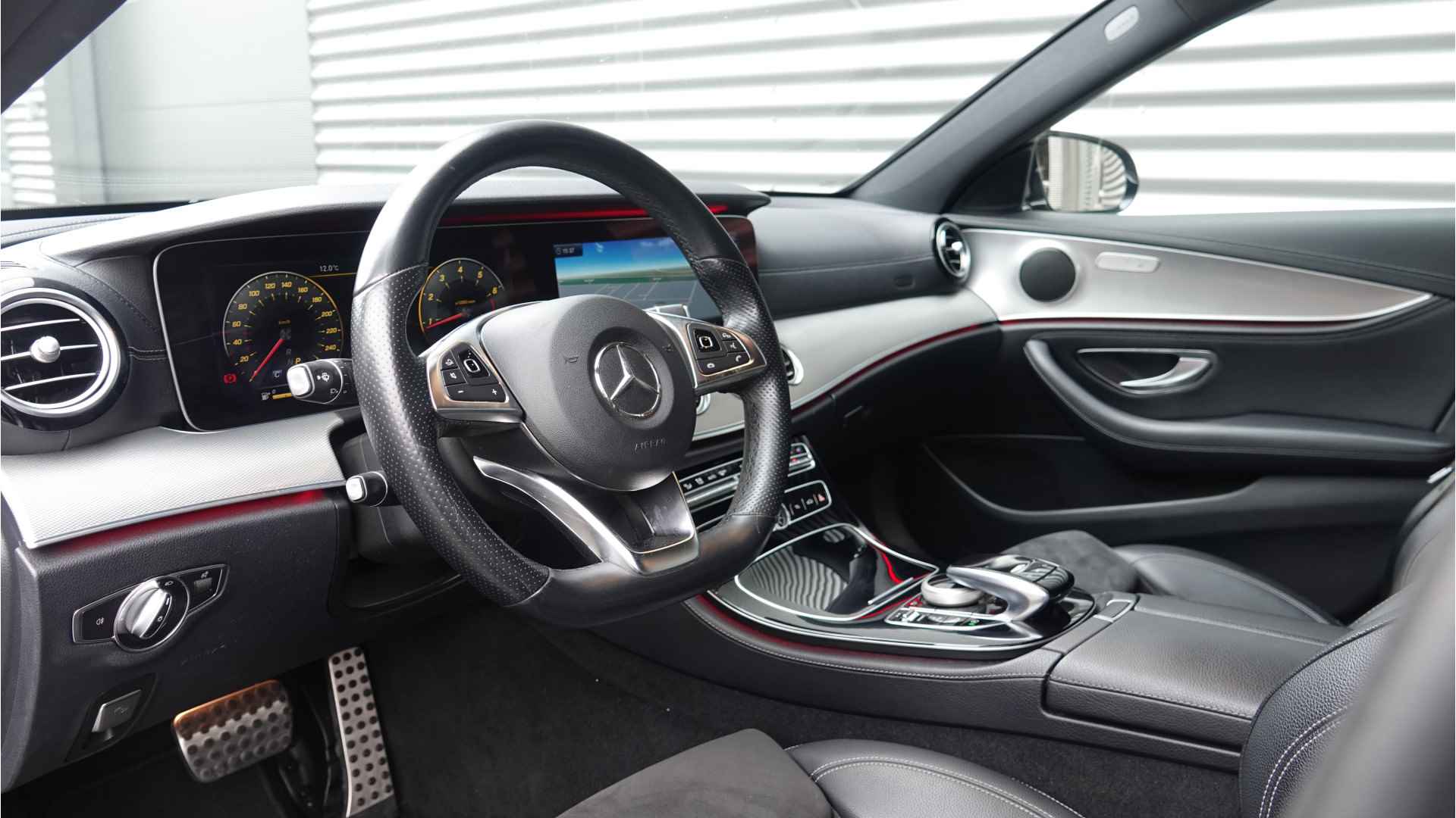 Mercedes-Benz E-Klasse 200 Business Solution AMG Widescreen | Navi | LED | NAP | - 14/16