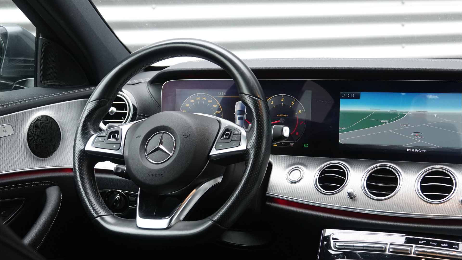 Mercedes-Benz E-Klasse 200 Business Solution AMG Widescreen | Navi | LED | NAP | - 16/16