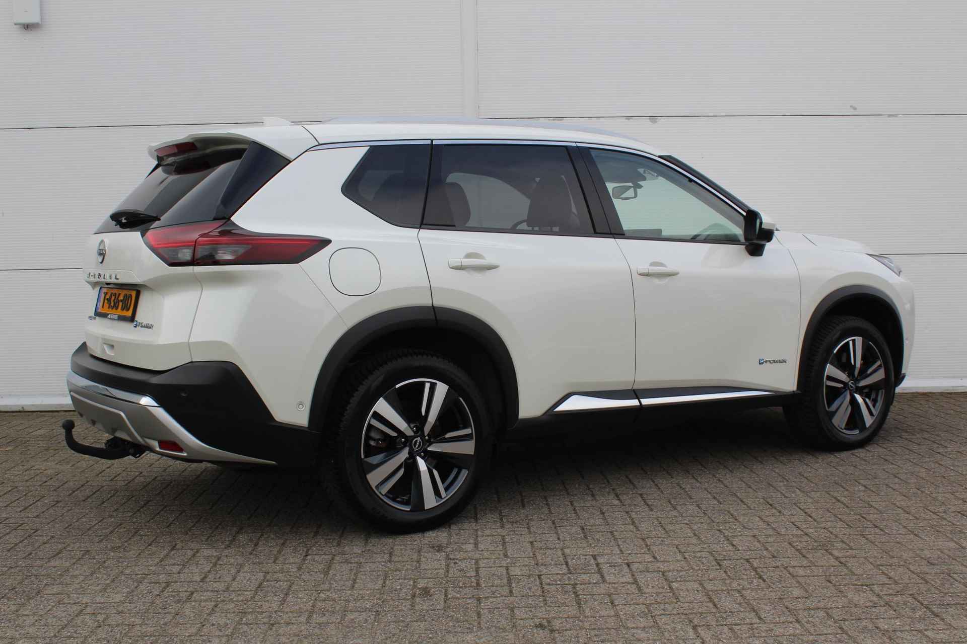 Nissan X-Trail 1.5 e-4orce Tekna 4WD 7p. / Trekhaak (1650 KG) / Navigatie + Apple Carplay/Android Auto / Climate Control / Cruise Control Adaptief / Keyless Entry & Start / - 3/54