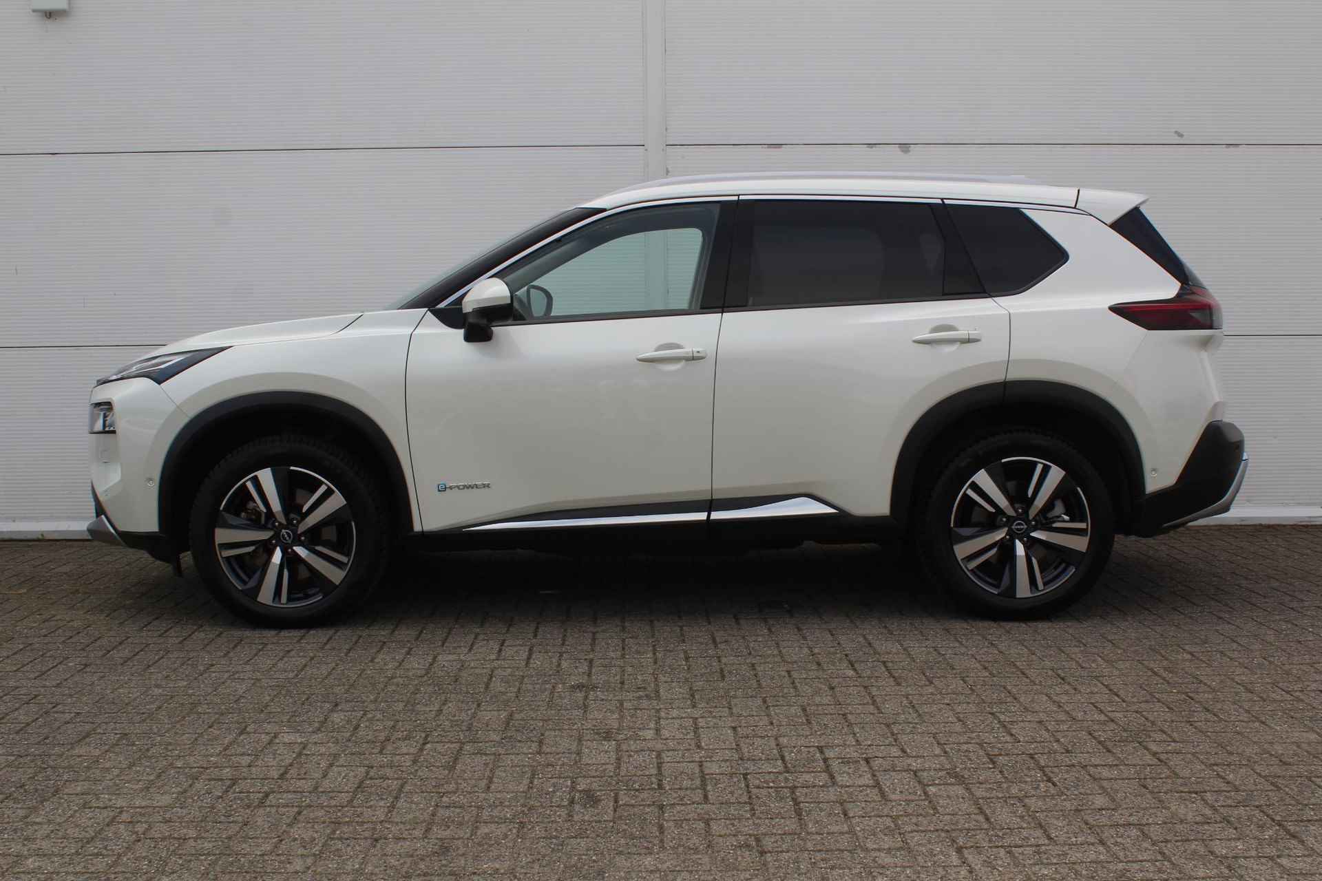 Nissan X-Trail 1.5 e-4orce Tekna 4WD 7p. / Trekhaak (1650 KG) / Navigatie + Apple Carplay/Android Auto / Climate Control / Cruise Control Adaptief / Keyless Entry & Start / - 8/54