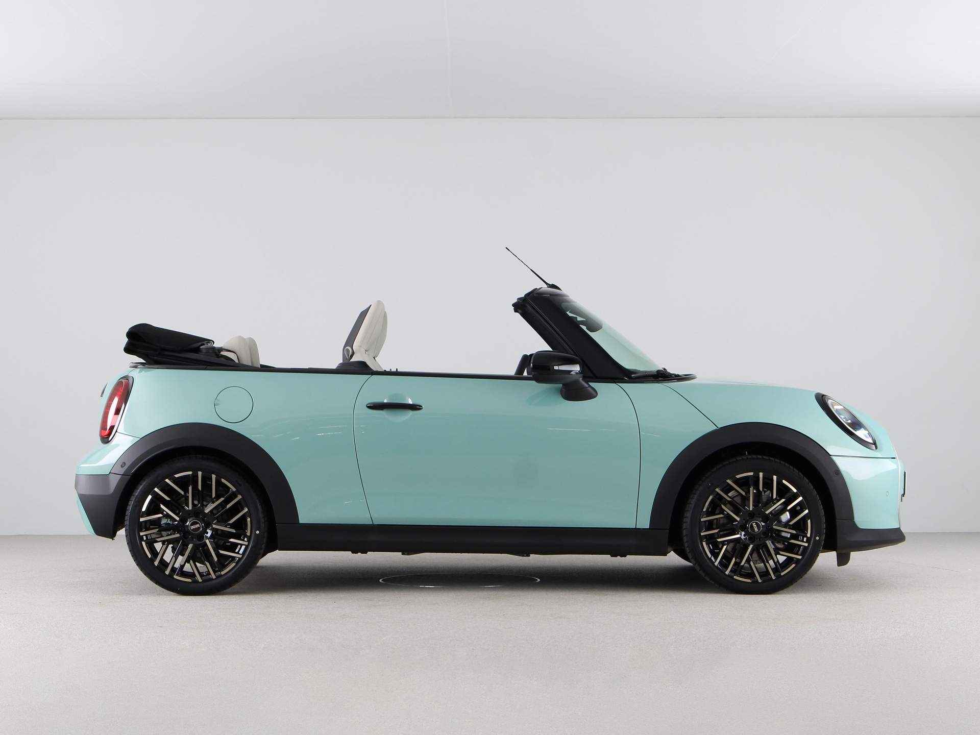 MINI Cooper Cabrio S Favoured Pakket M PRIVATE LEASE EUR 859,- (48 mnd/10.000 km) - 14/33