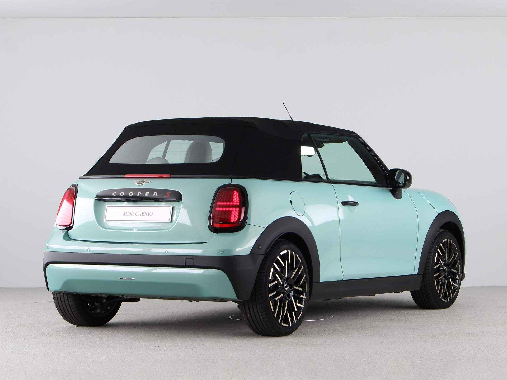 MINI Cooper Cabrio S Favoured Pakket M PRIVATE LEASE EUR 859,- (48 mnd/10.000 km) - 20/33