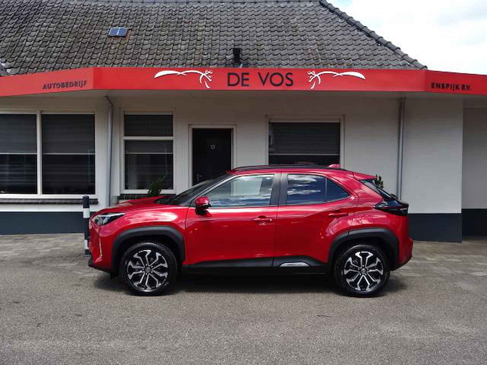 Toyota Yaris Cross 1.5 VVT-I Dynamic - 2/28