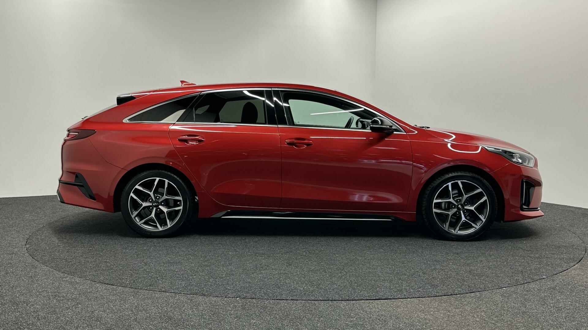 Kia ProCeed 1.0 T-GDI GT-Line|6-Bak|AppleCarplay|Camera|Cruise| - 10/37