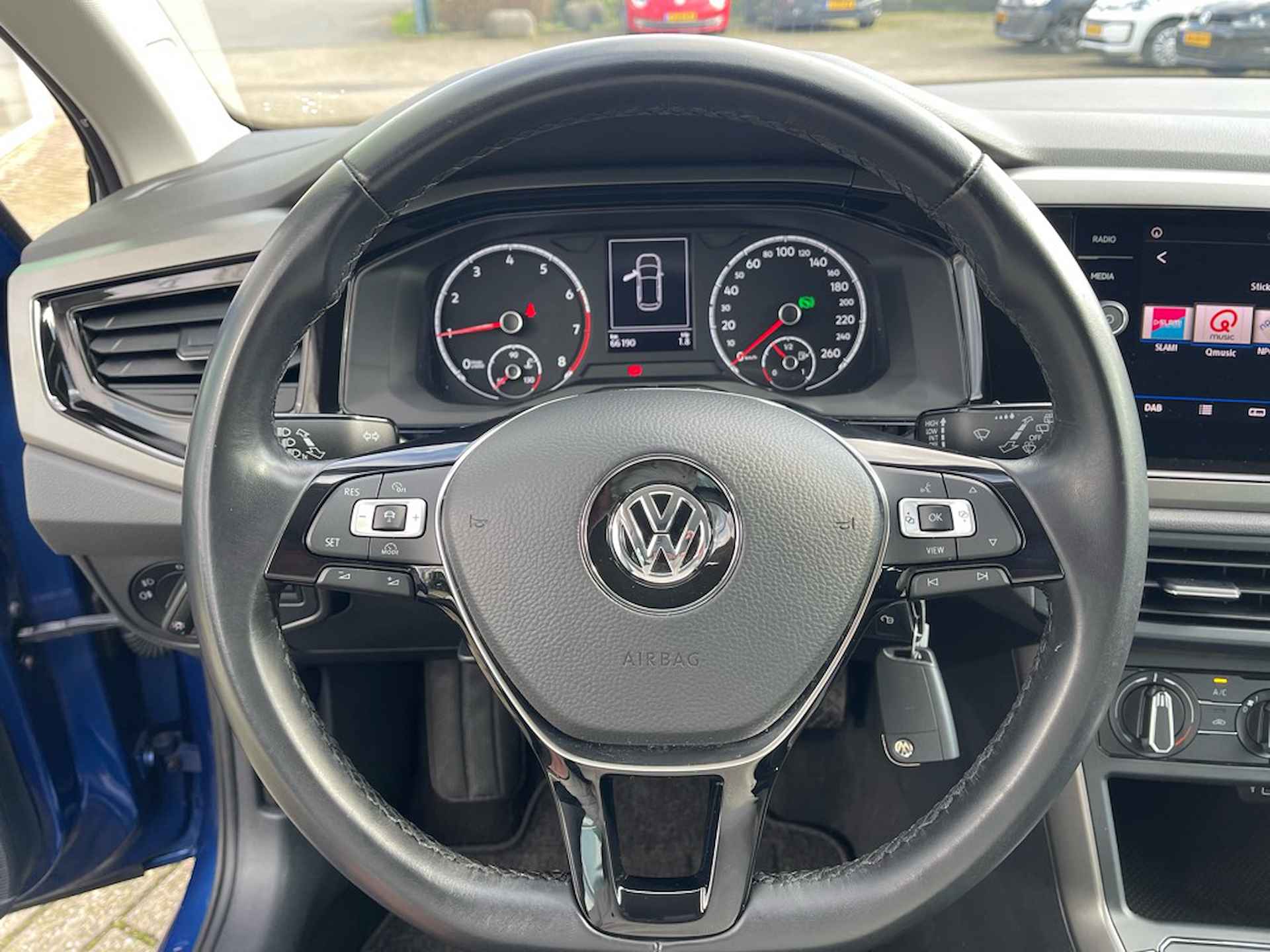 Volkswagen Polo 1.0 TSI 95pk CmftExec, Aut, Camera, Nav, CarPlay, Pdc - 16/29