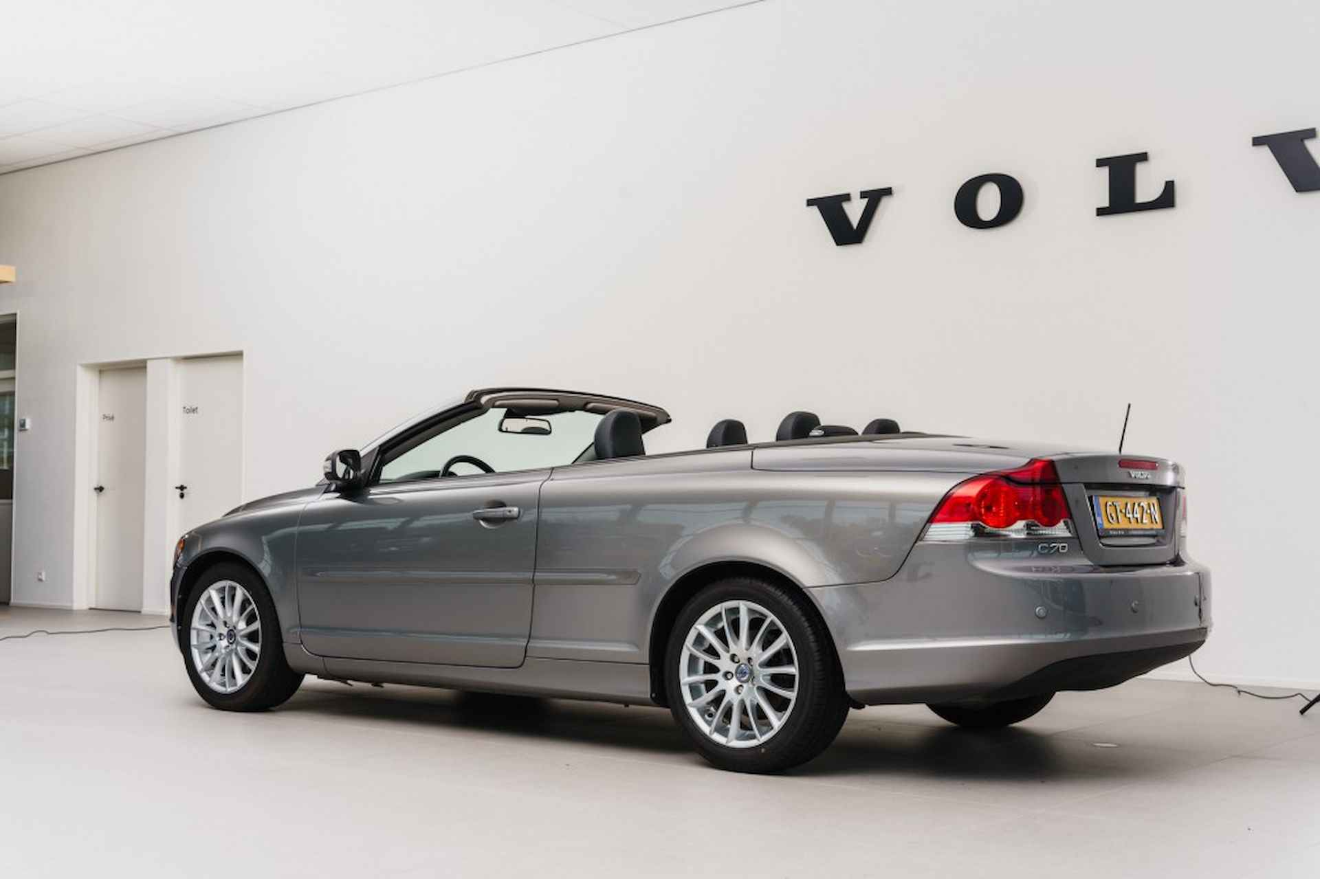 VOLVO C70 2.4 Momentum - 3/24