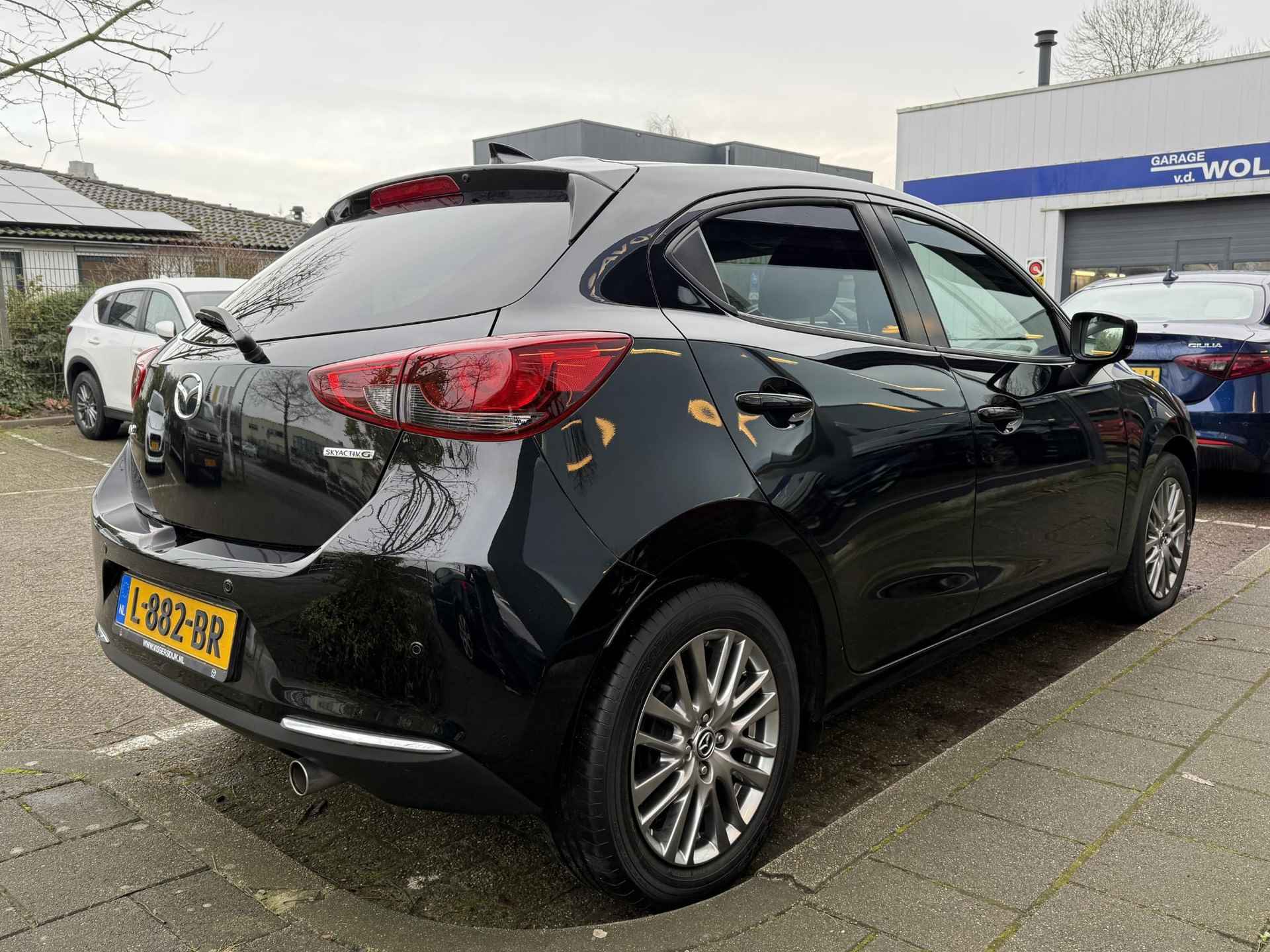 Mazda 2 1.5 Skyactiv-G Luxury Apple carplay / Android auto - 4/16