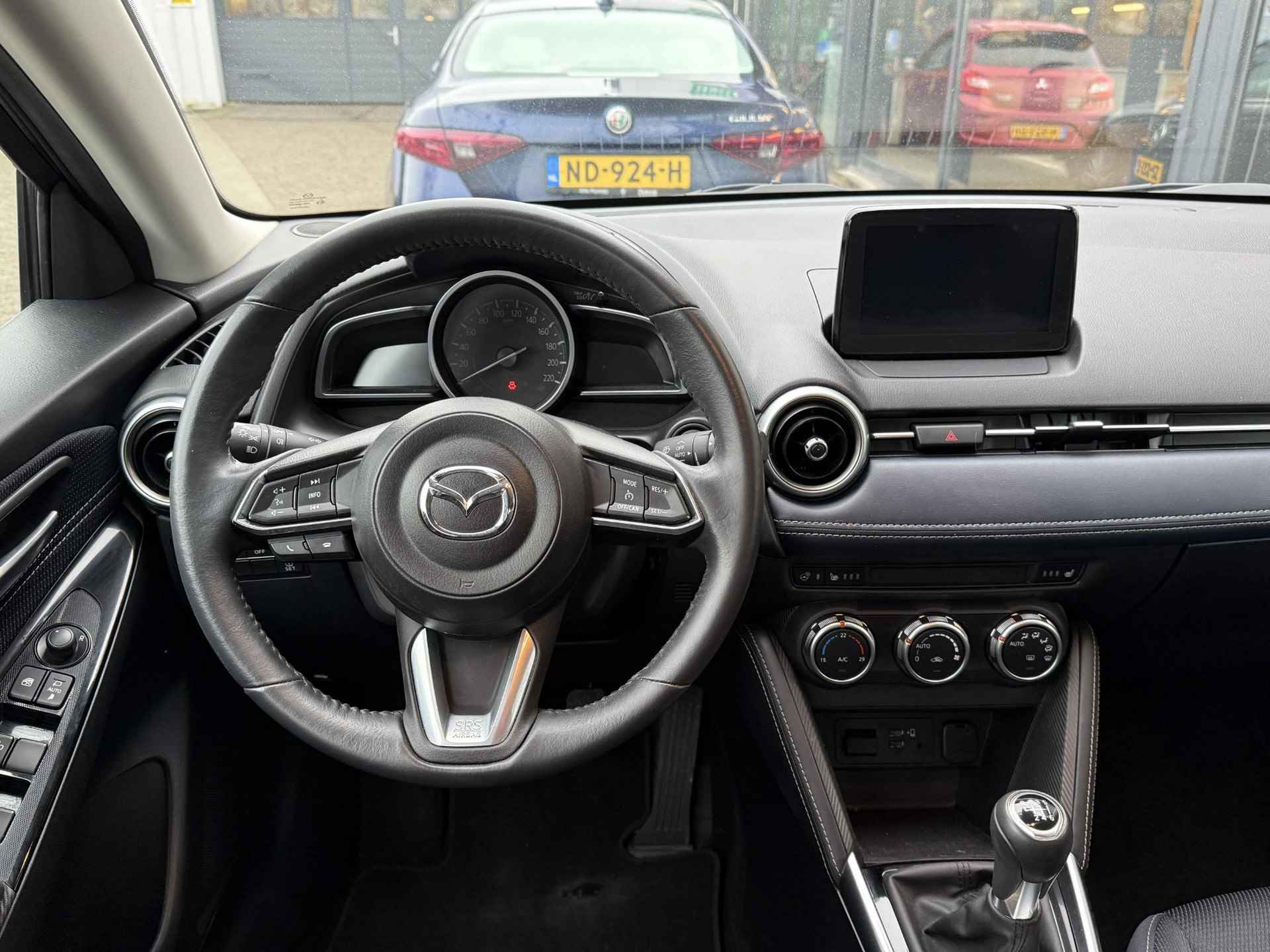 Mazda 2 1.5 Skyactiv-G Luxury Apple carplay / Android auto - 8/16