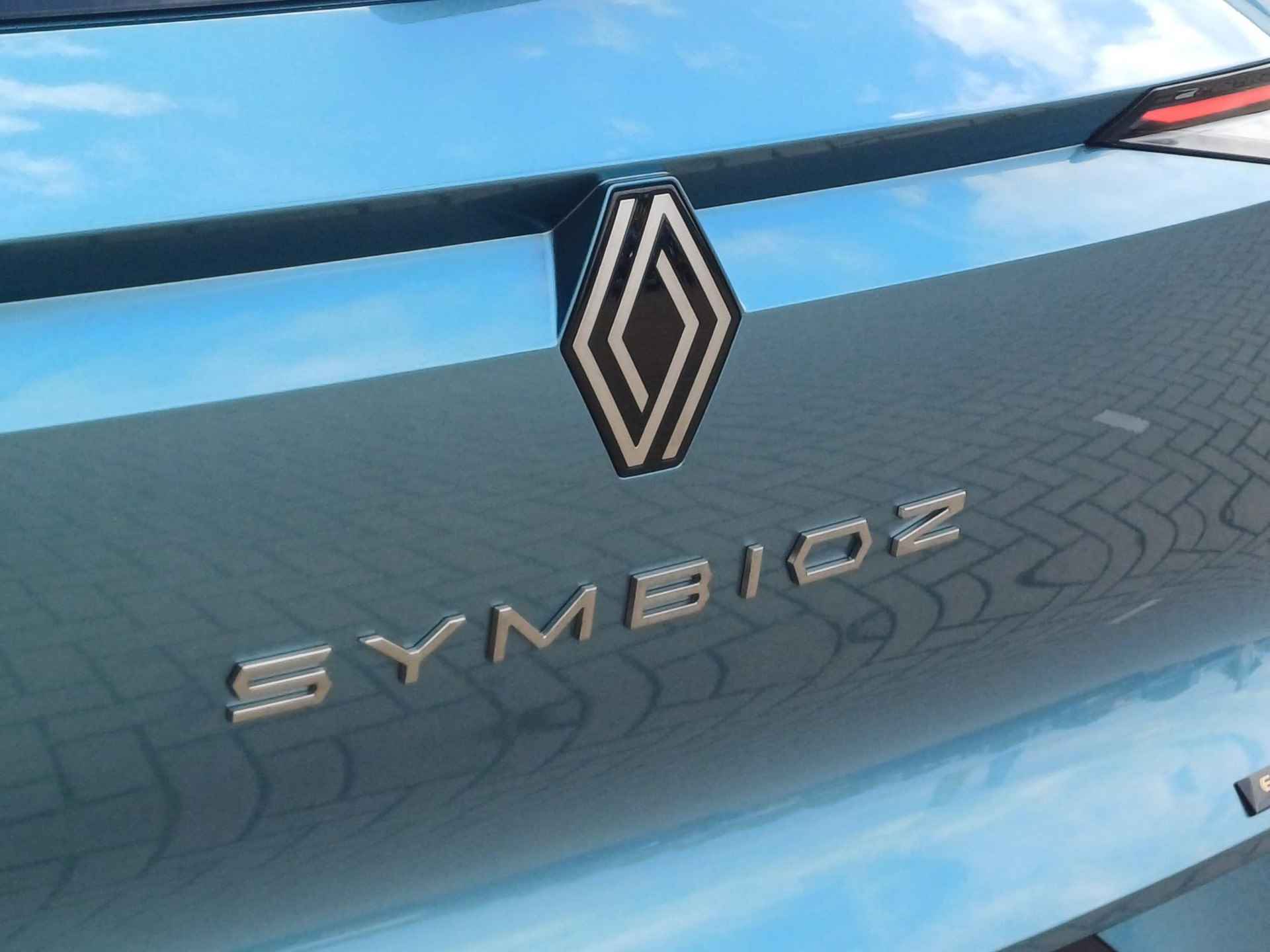 Renault Symbioz 1.6 E-Tech hybrid 145 iconic Automaat / Camera 360 / Climate Control / Lichtmetalen Velgen / Apple Carplay-Android Auto / Verwarmd Stuurwiel - 13/40