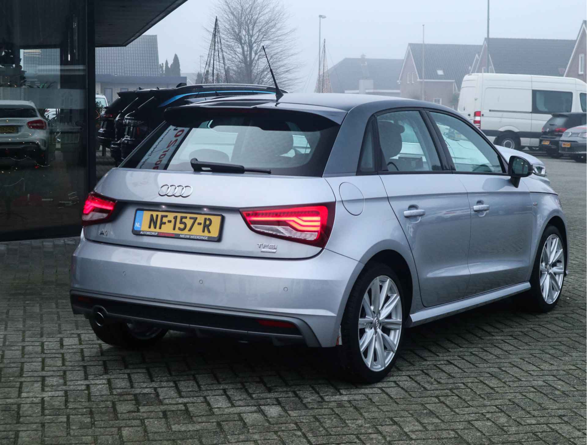 Audi A1 Sportback 1.0 TFSI Adrenalin Automaat/Navi/Airco/Cruise/Phone - 10/31