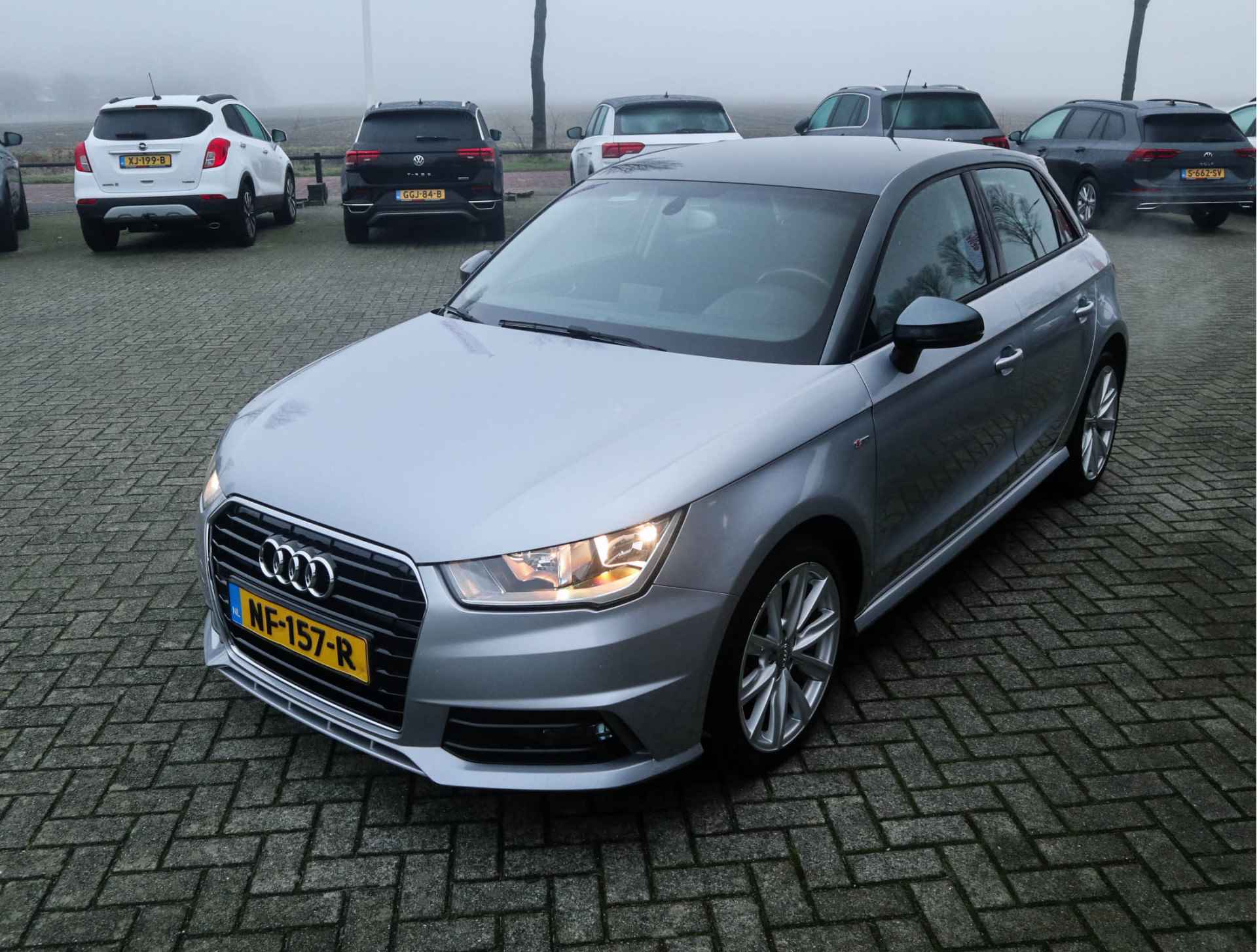 Audi A1 Sportback 1.0 TFSI Adrenalin Automaat/Navi/Airco/Cruise/Phone - 29/31