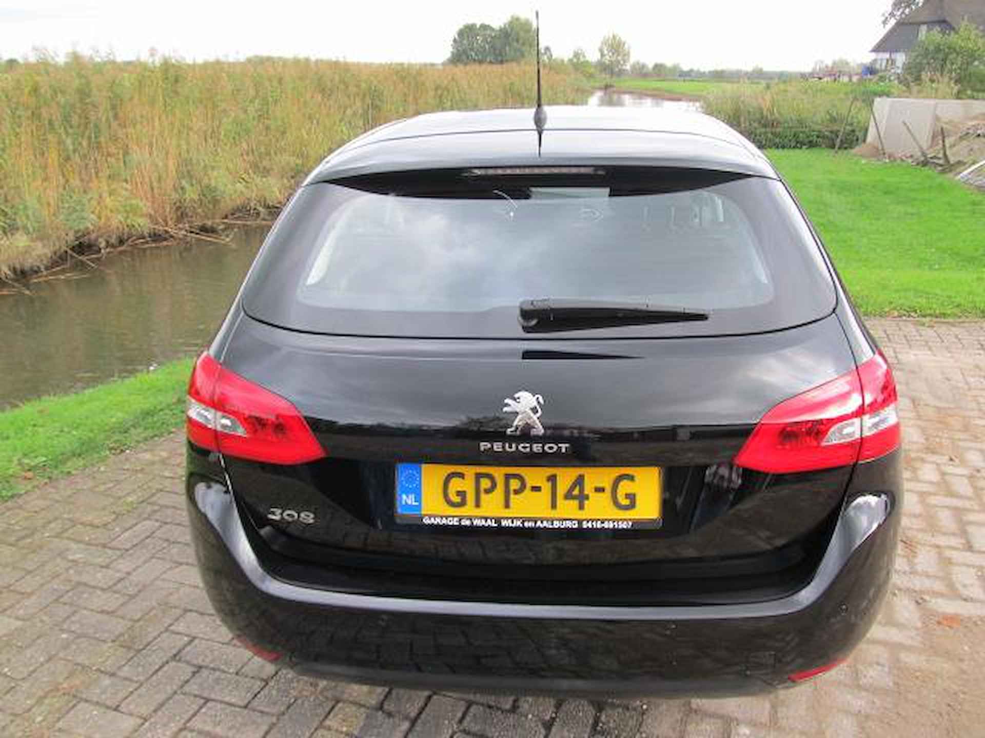 Peugeot 308 SW 1.2 PureTech Allure - 6/26