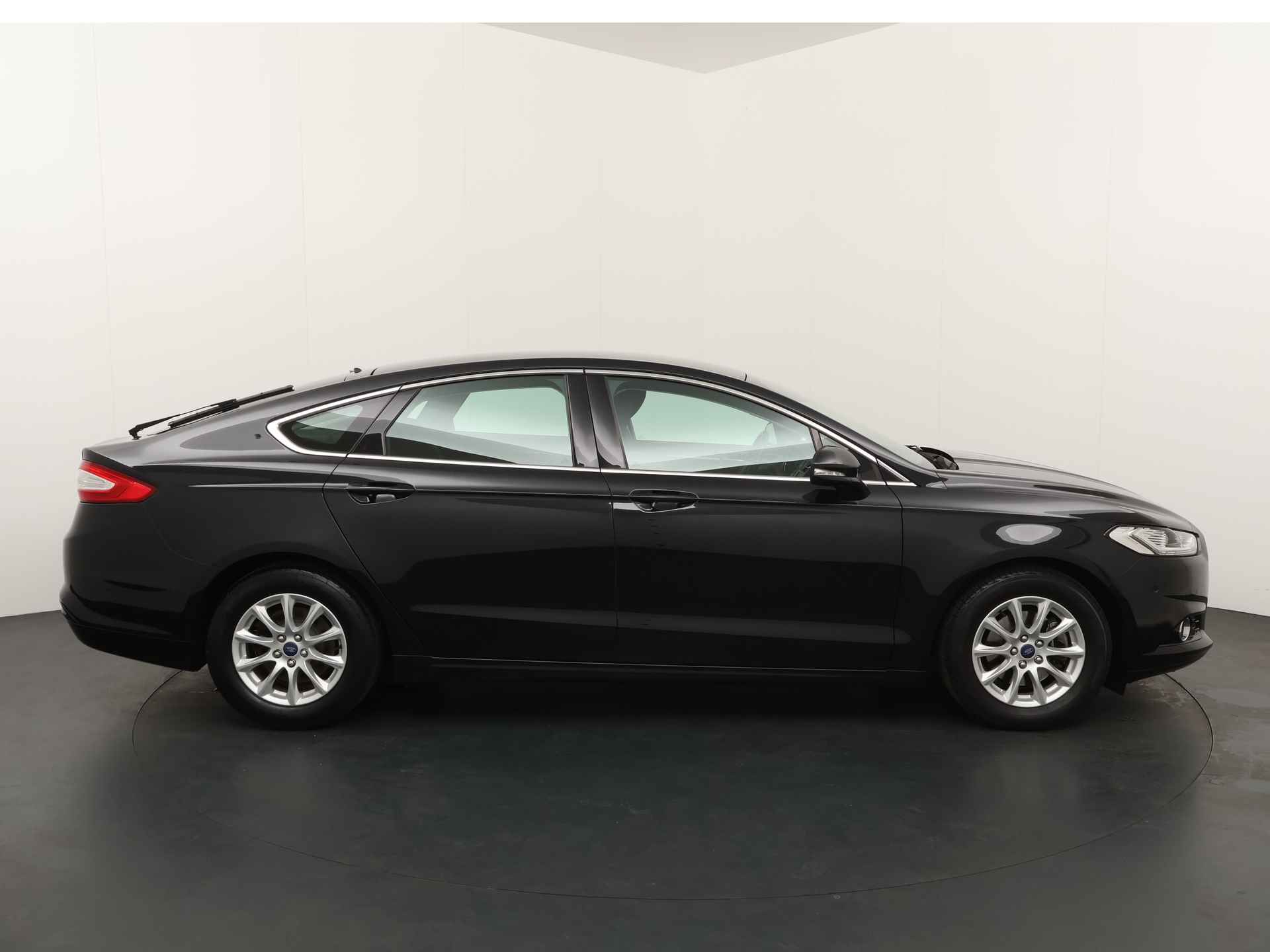 Ford Mondeo 160PK Titanium Dealeronderhouden | Park. sens V+A | Clima | Cruise | Voorruit verwarming | Navi - 6/20