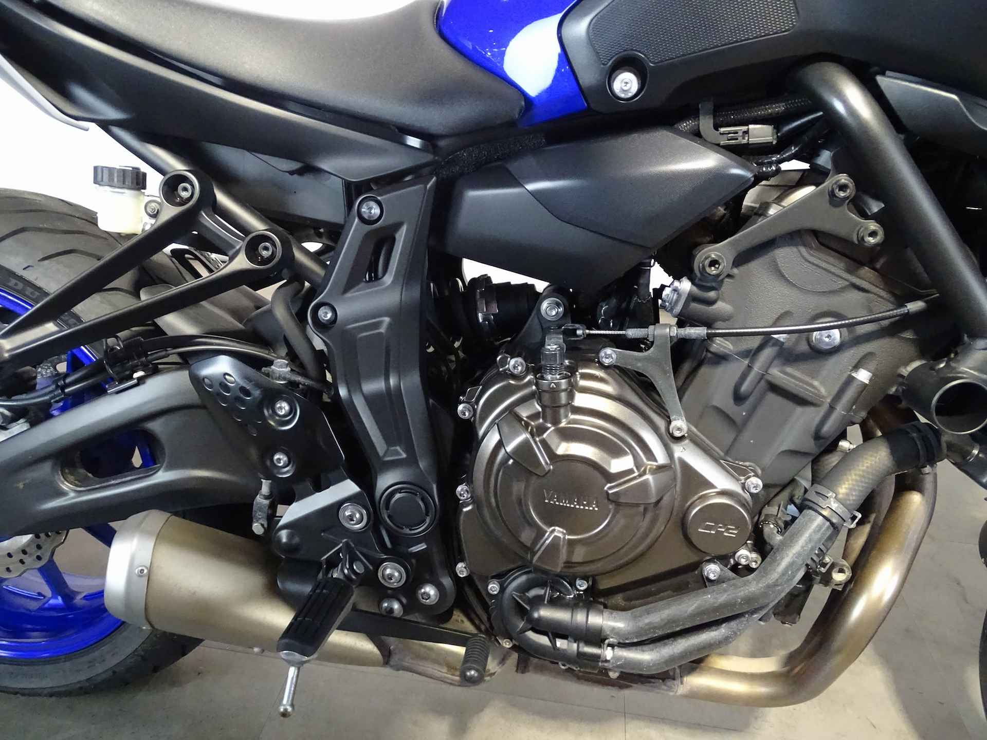 Yamaha MT-07 - 6/8