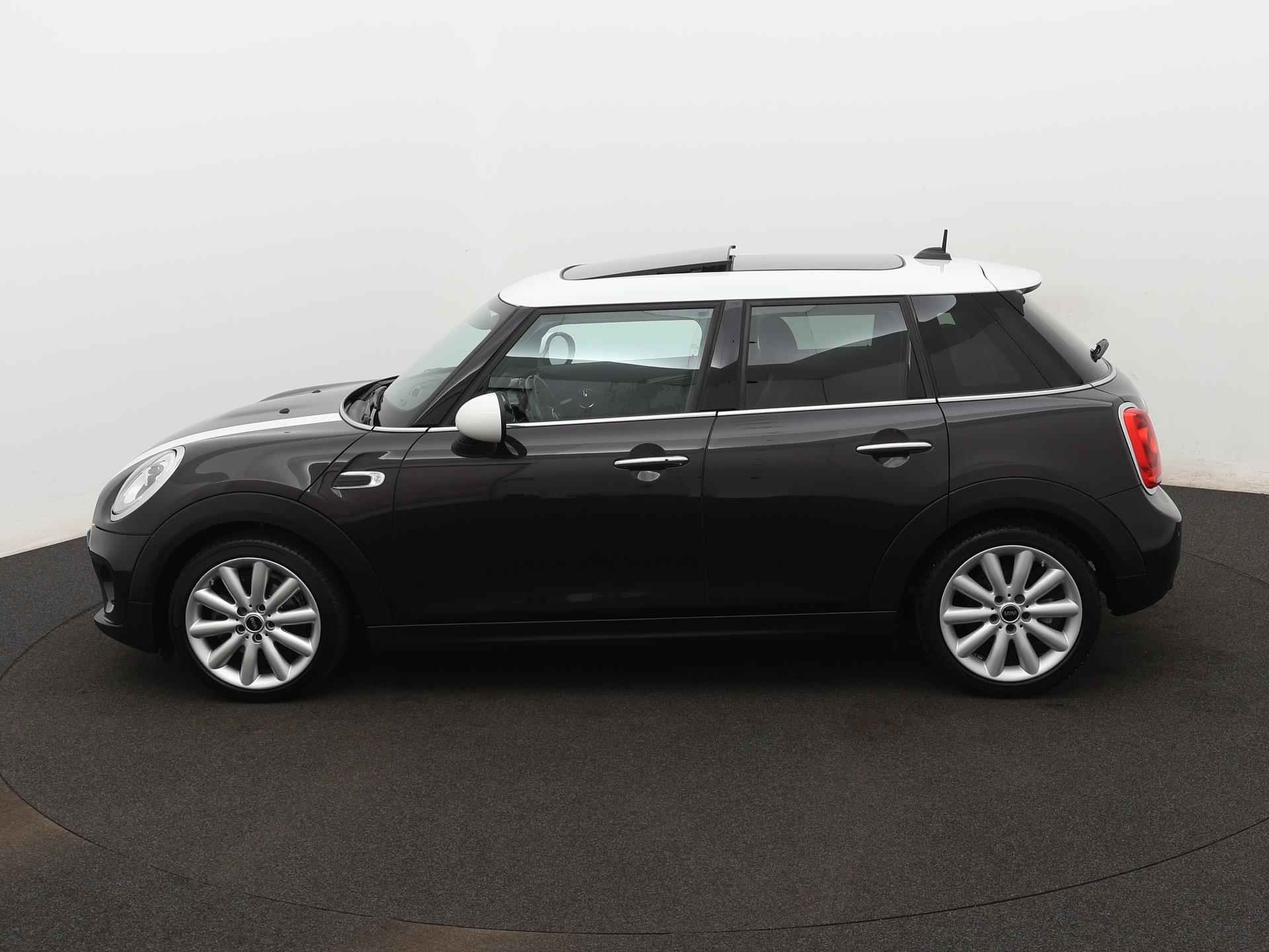 Mini Mini 1.5 Cooper Pepper Business | PANORAMADAK | STOELVERWARMING | LEDER | ACHTERUITRIJCAMERA | NAVIGATIE | CLIMATE CONTROL | CRUISE CONTROL | - 2/22