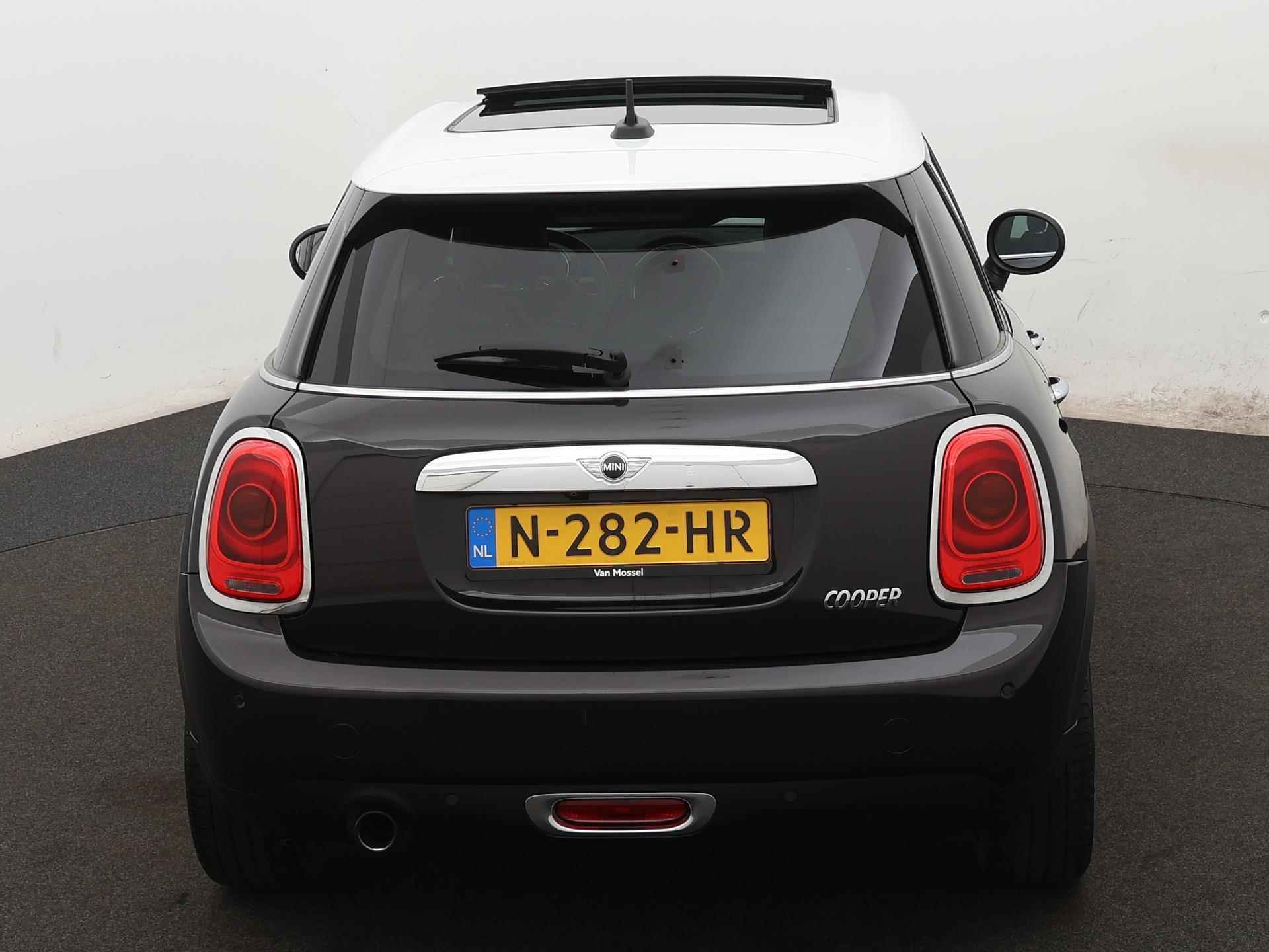 Mini Mini 1.5 Cooper Pepper Business | PANORAMADAK | STOELVERWARMING | LEDER | ACHTERUITRIJCAMERA | NAVIGATIE | CLIMATE CONTROL | CRUISE CONTROL | - 8/22