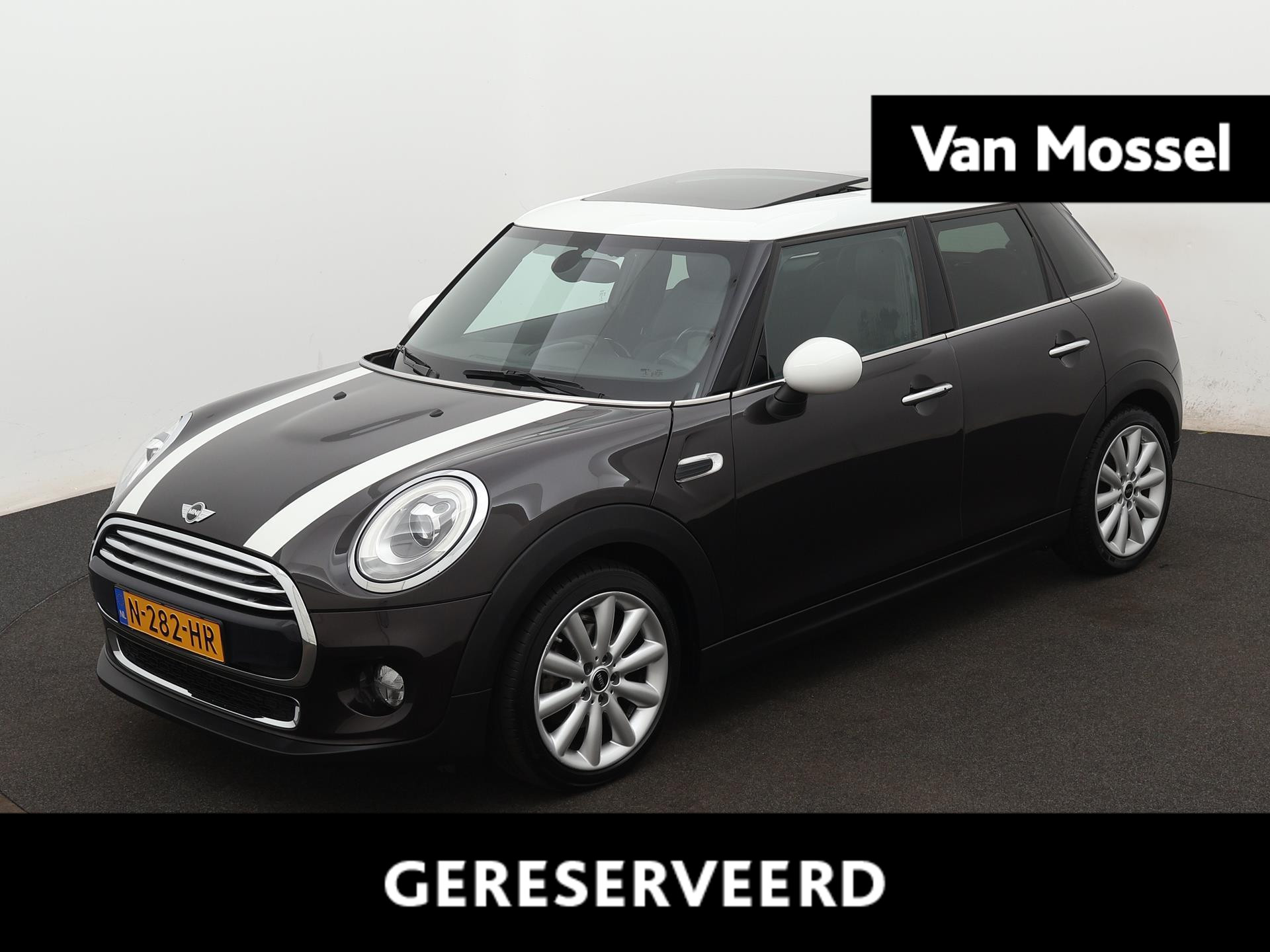 Mini Mini 1.5 Cooper Pepper Business | PANORAMADAK | STOELVERWARMING | LEDER | ACHTERUITRIJCAMERA | NAVIGATIE | CLIMATE CONTROL | CRUISE CONTROL |