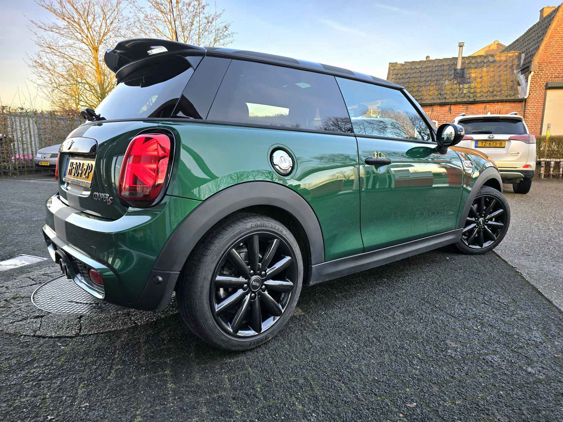 MINI Mini 2.0 Cooper S 60 Years Edition, HarmanKardon,pano dak. - 3/31